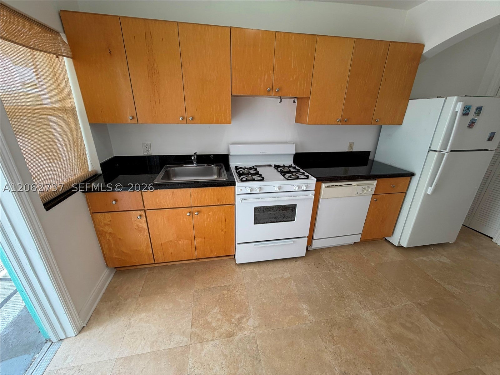 1027 Euclid Ave 4