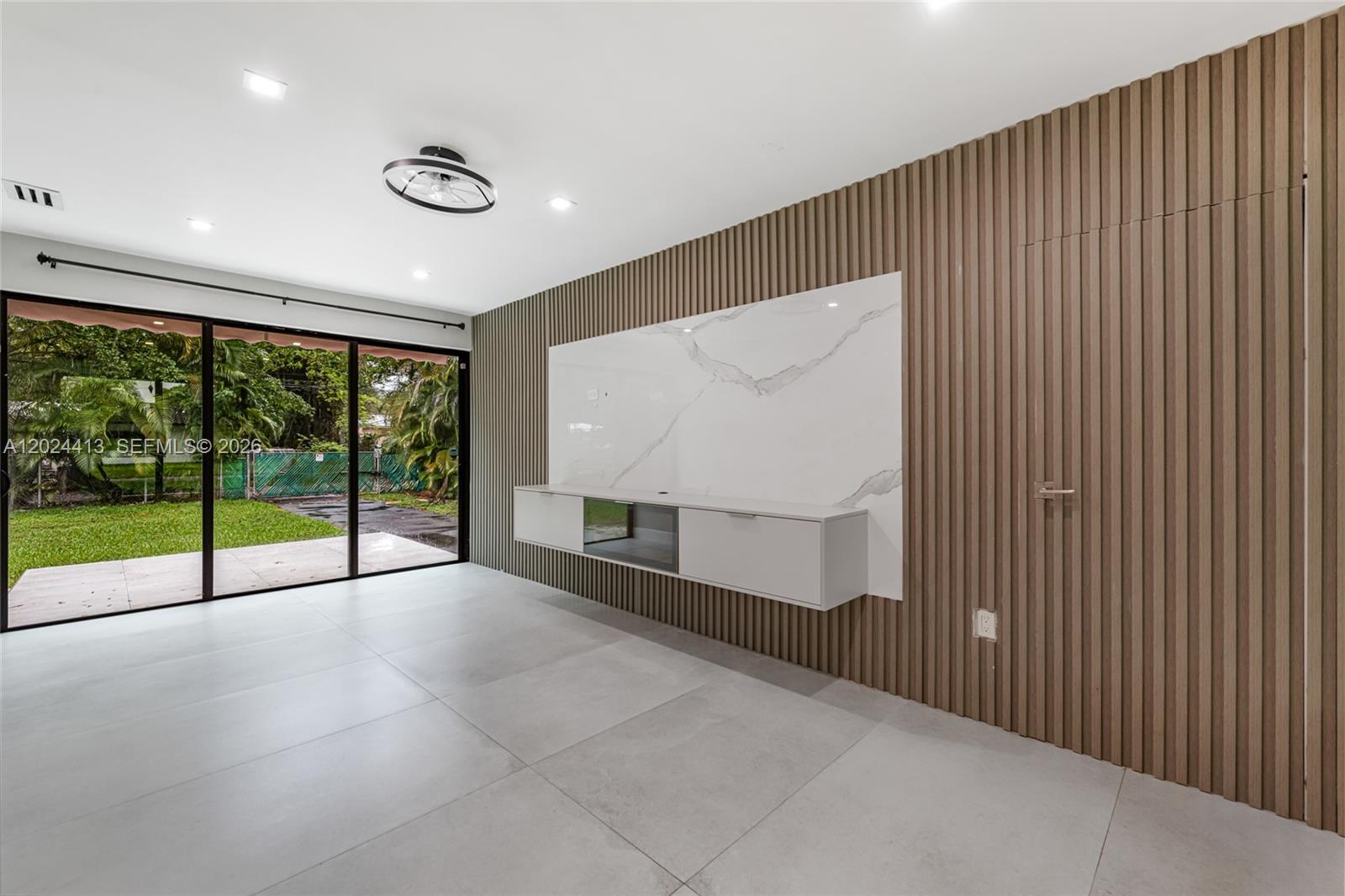 DUNNINGS MIAMI SHORES EXT - Residential Lease