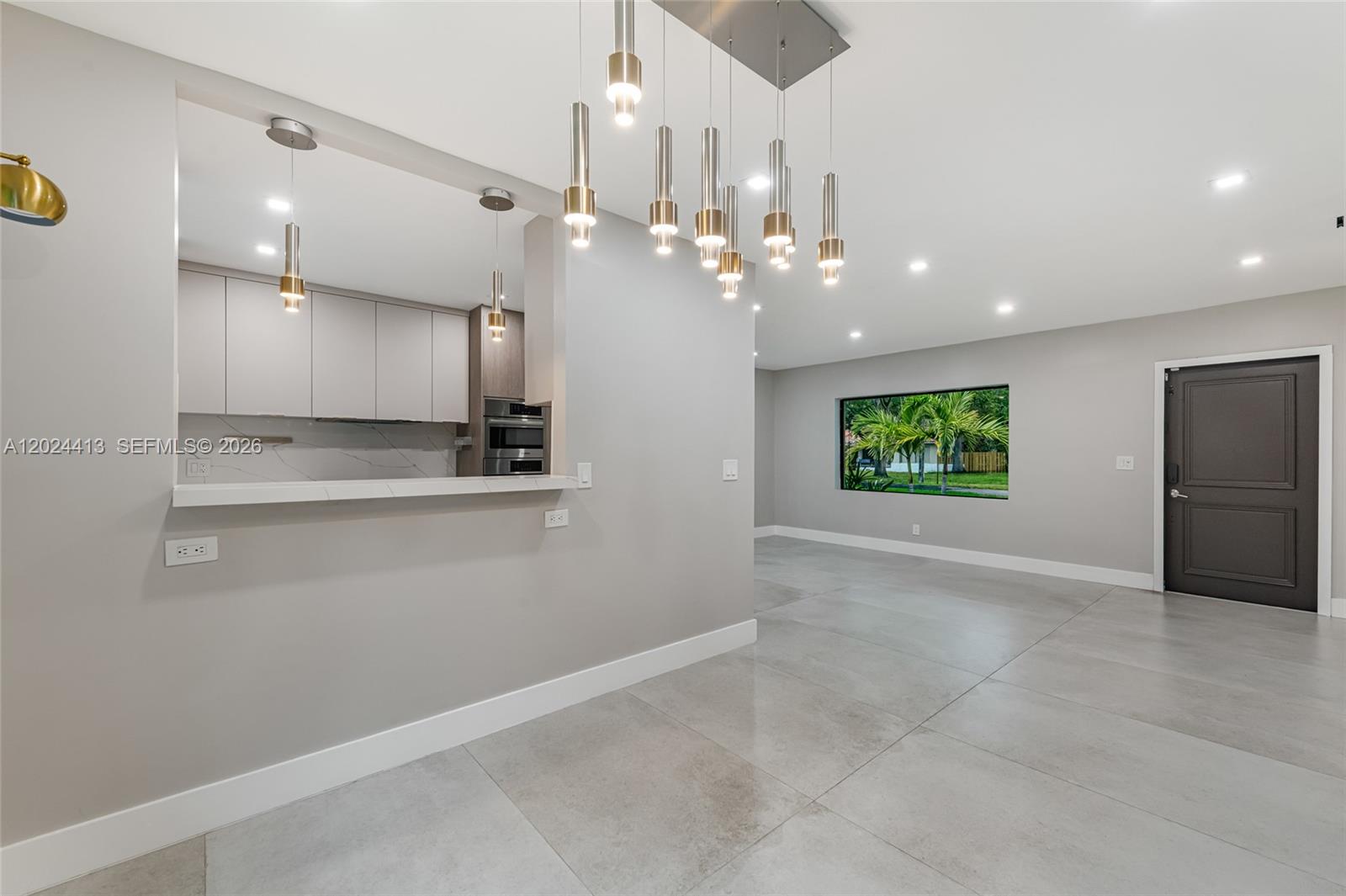 DUNNINGS MIAMI SHORES EXT - Residential Lease