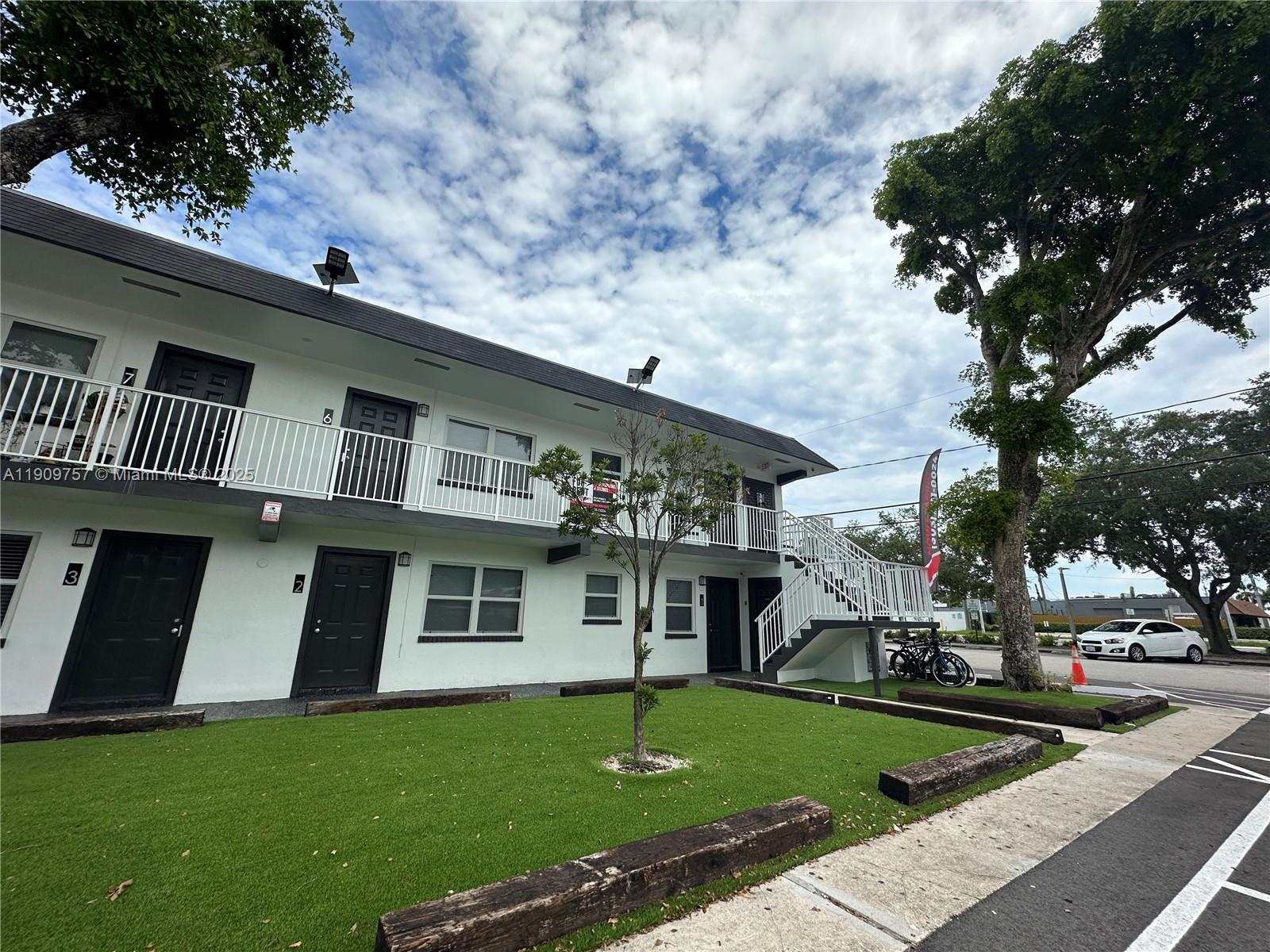 OAKLAND MANORS AMENDED PL - Residential Lease