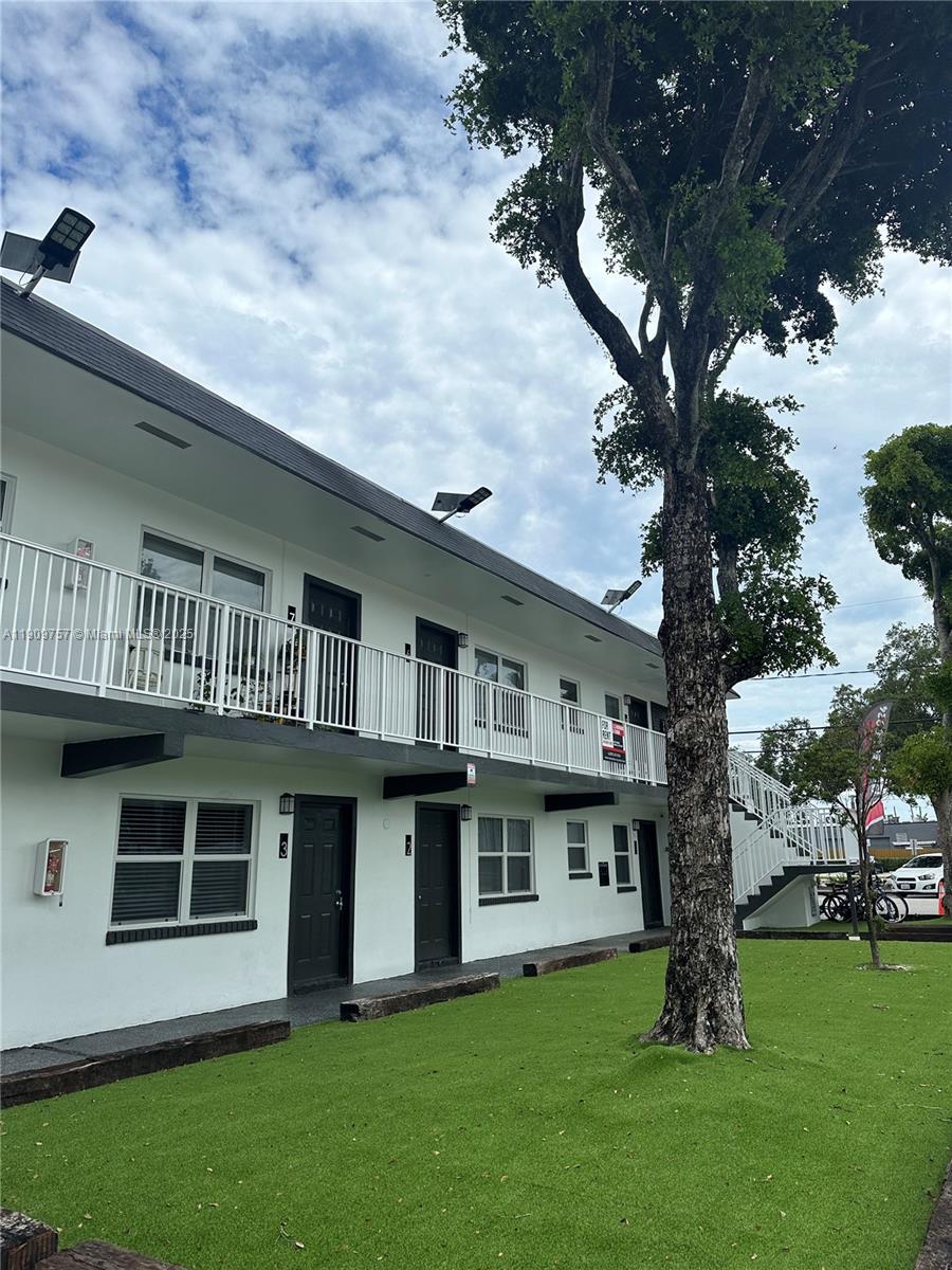 OAKLAND MANORS AMENDED PL - Residential Lease