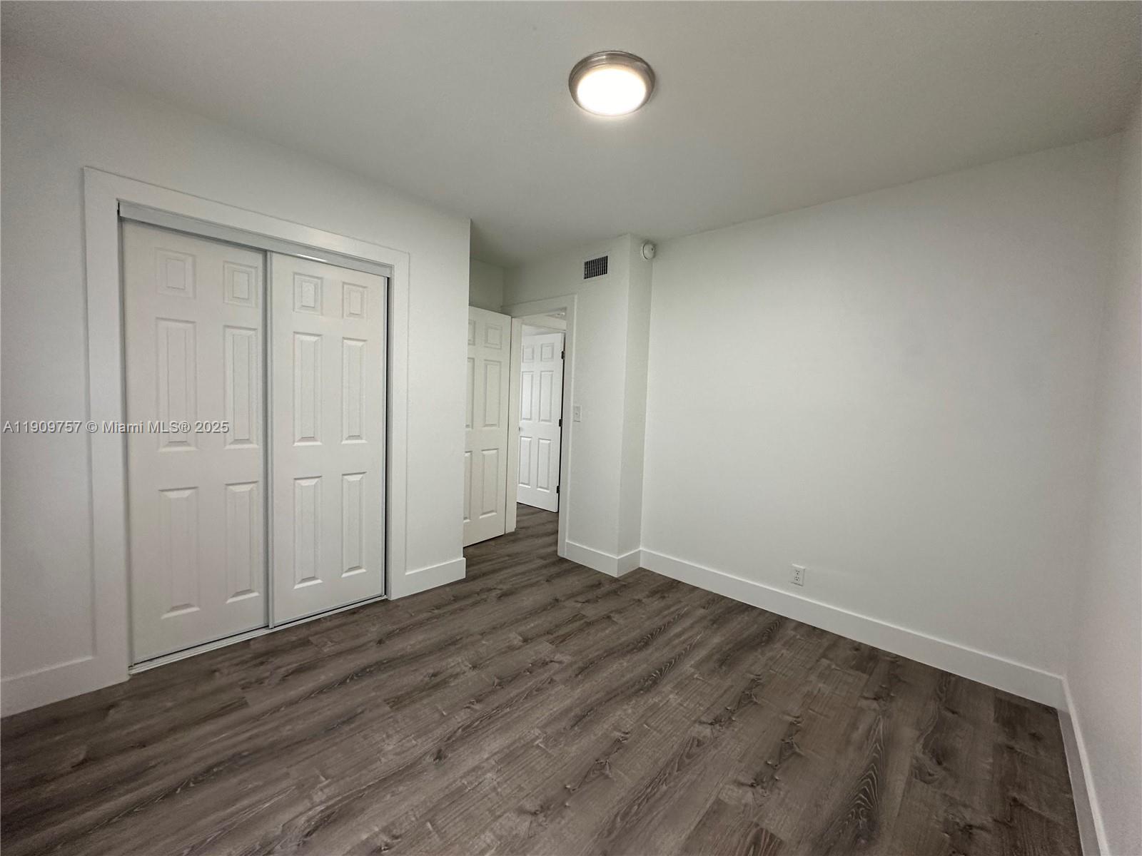 OAKLAND MANORS AMENDED PL - Residential Lease