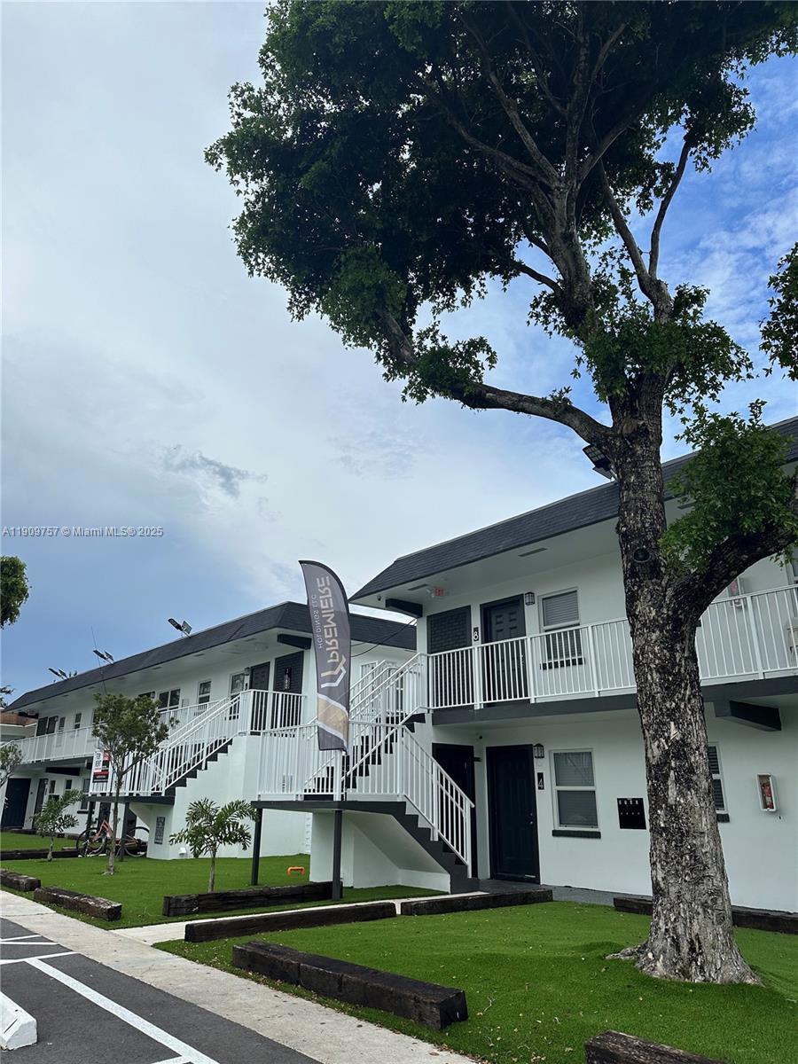 OAKLAND MANORS AMENDED PL - Residential Lease