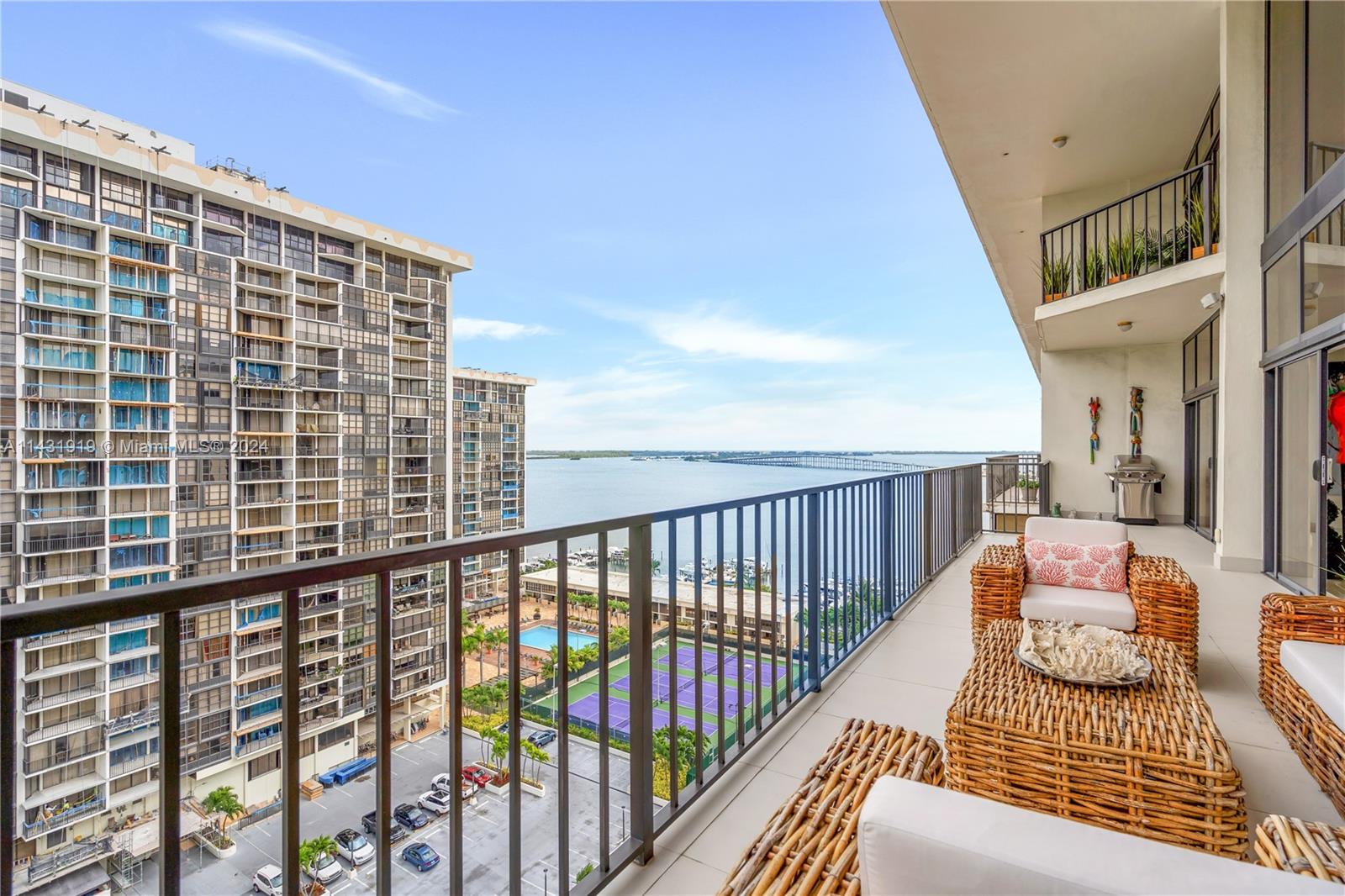 BRICKELL PLACE PHASE II C - Residential