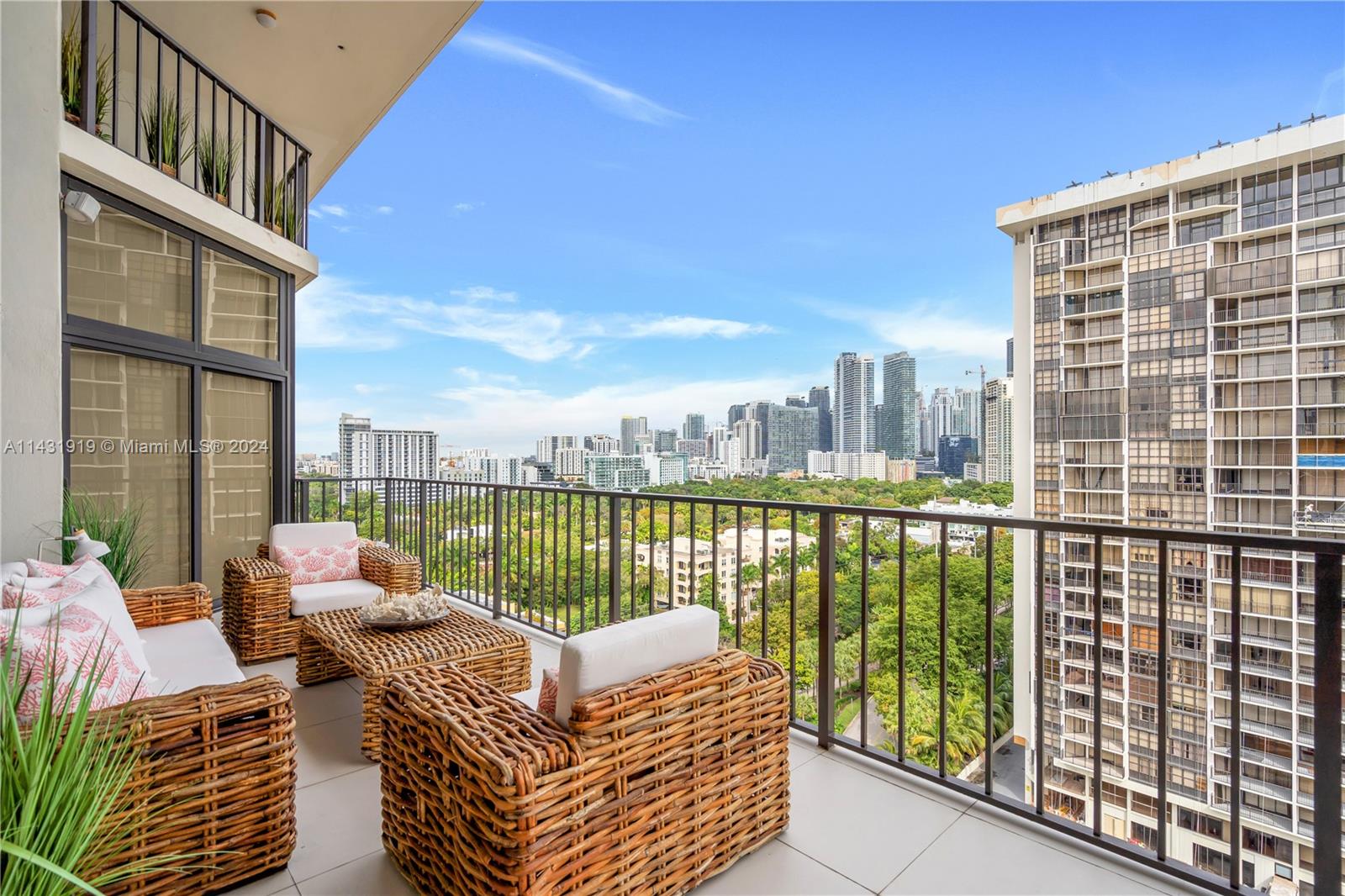 BRICKELL PLACE PHASE II C - Residential
