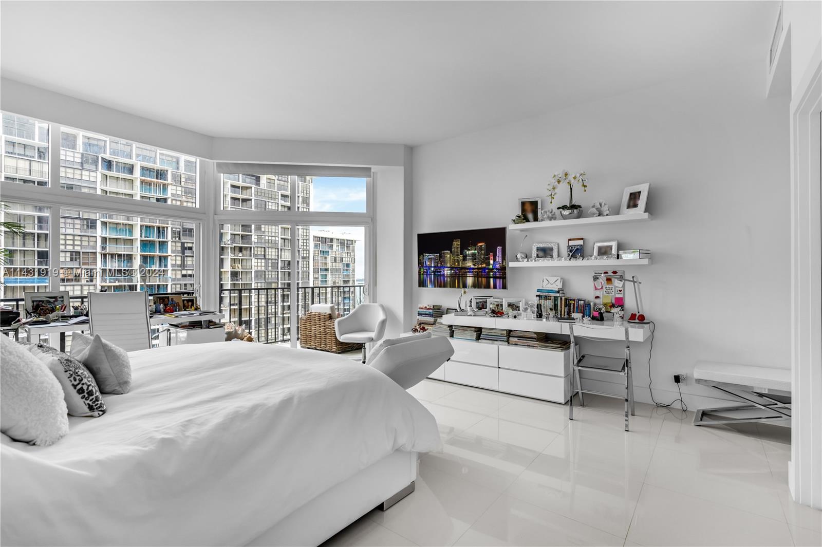 BRICKELL PLACE PHASE II C - Residential