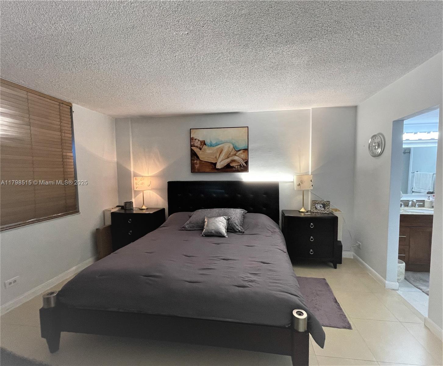 EASTERN SHORES WHITE HOUS - Residential