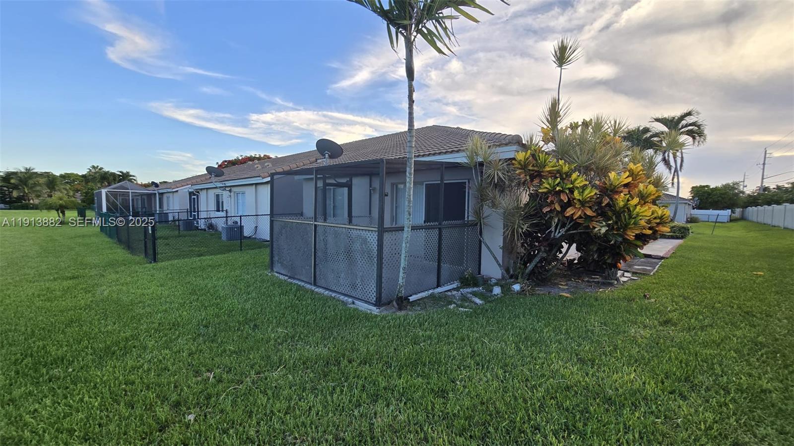 VILLAGES OF RENAISSANCE - Residential