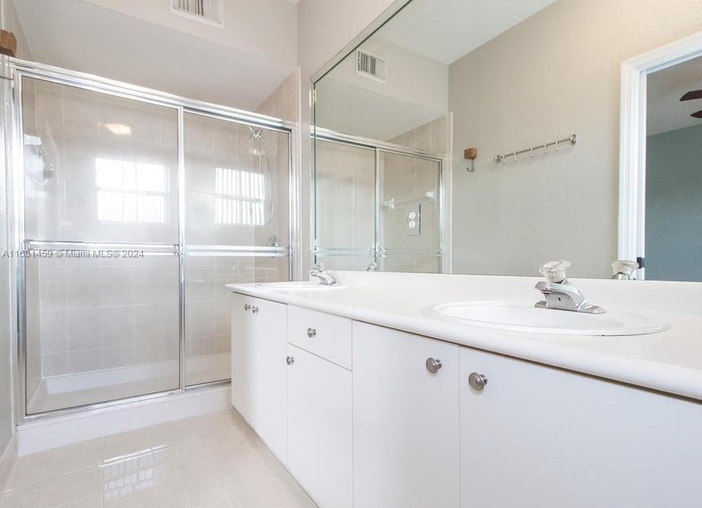 PEMBROKE FALLS PHASE 3 - Residential Lease