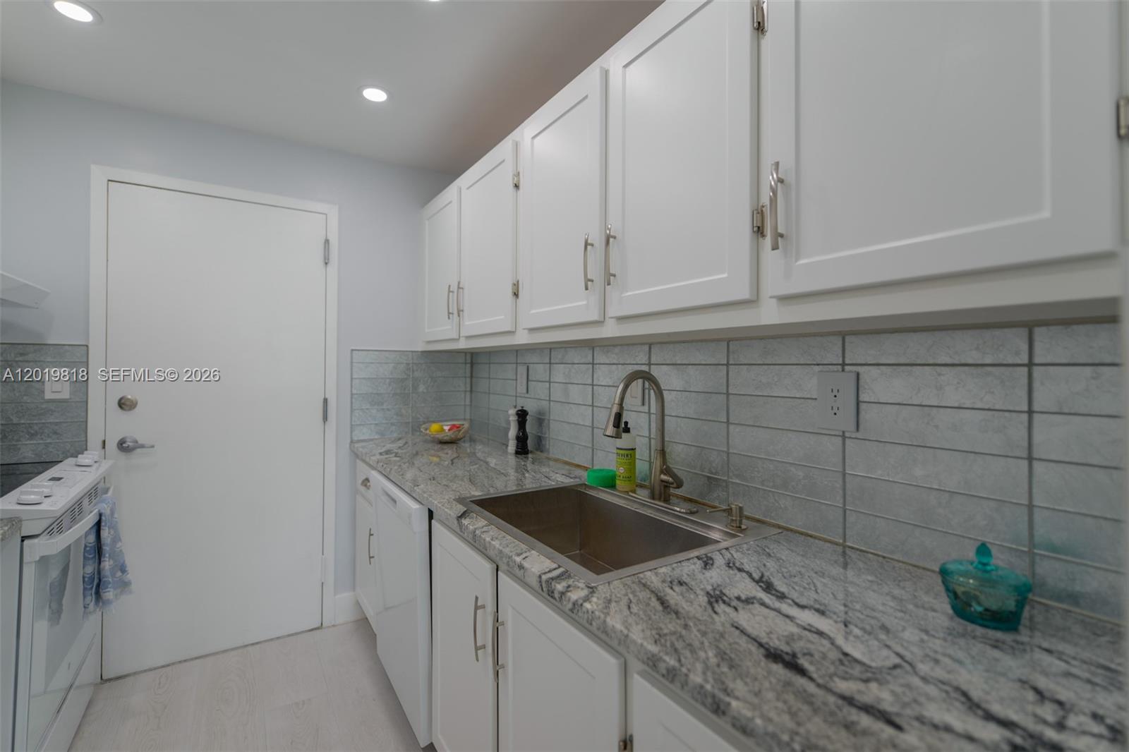 TOWNE ROYALE CONDO - Residential