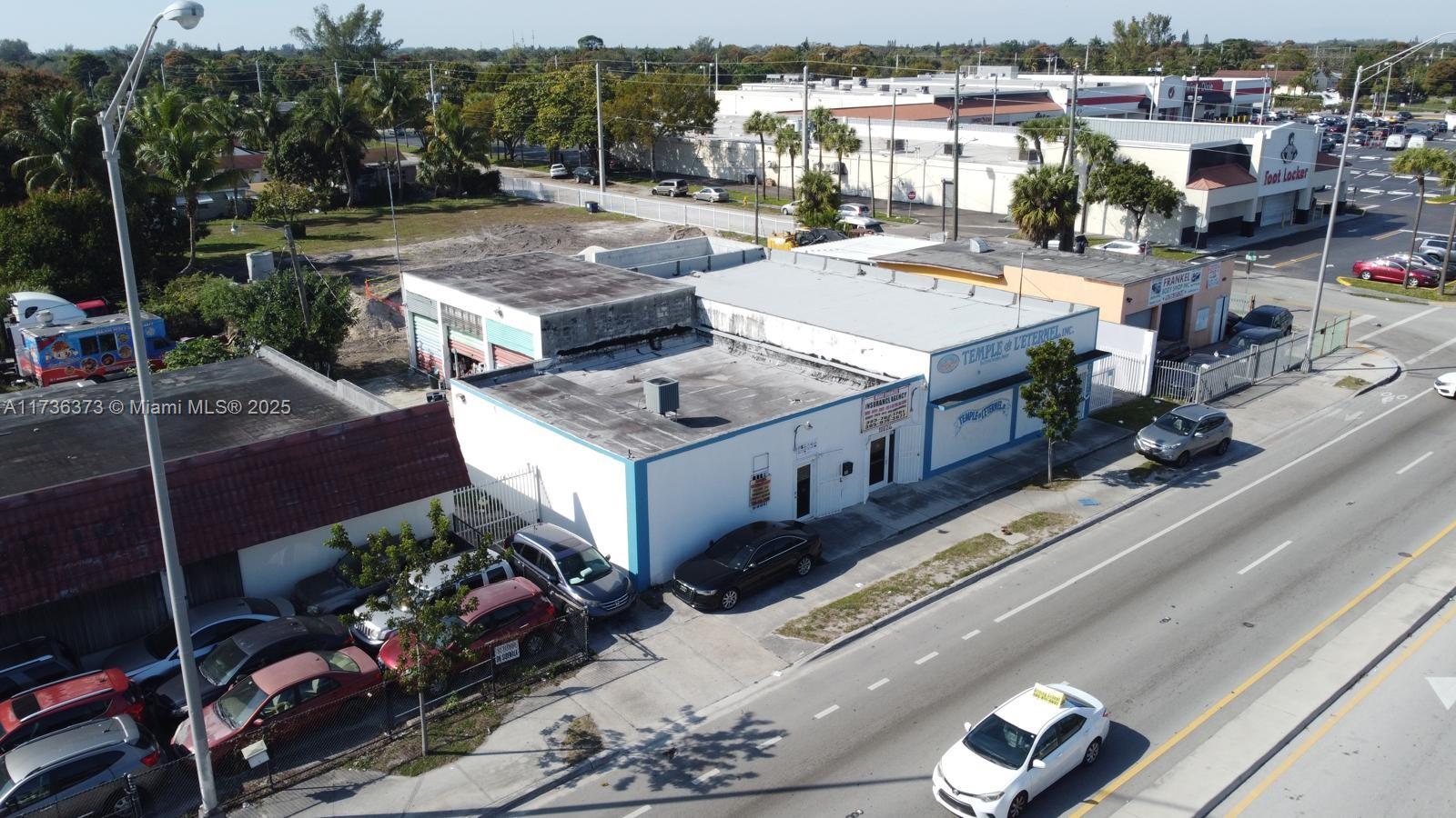 10822 NW 7th Ave