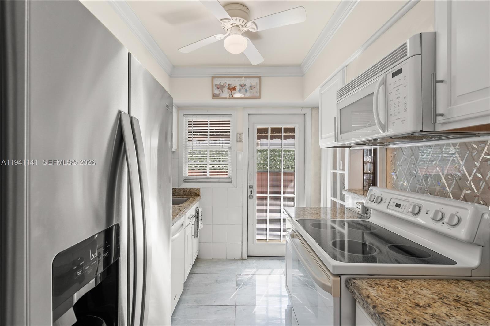 HOLMBERG & MC KEES - Residential Lease