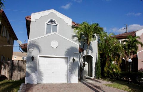 Photo of 909 NE 41st Ter, Homestead, FL 33033 (MLS # A11869471)