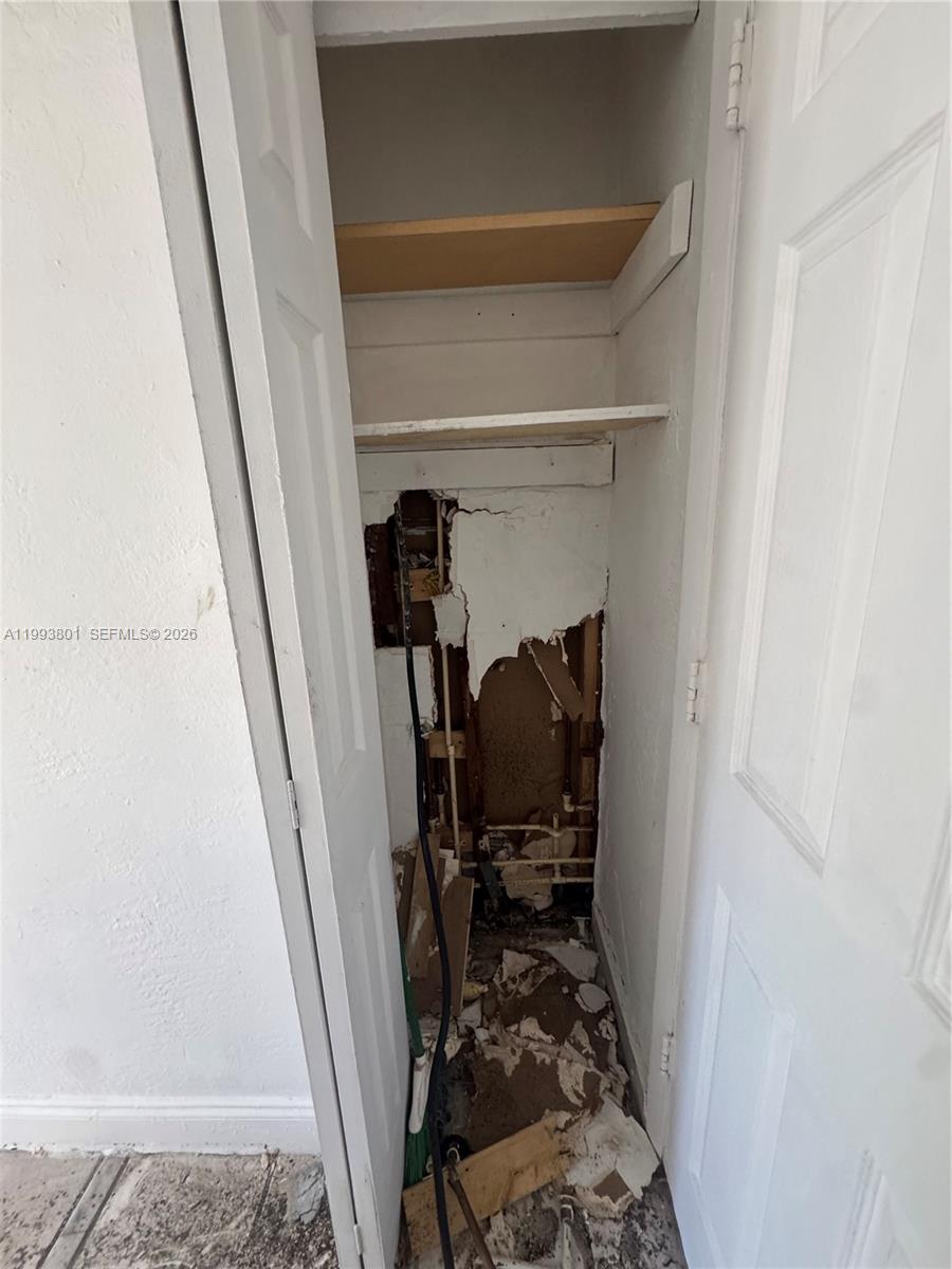 E LIBERTY CITY SEC A - Residential Income