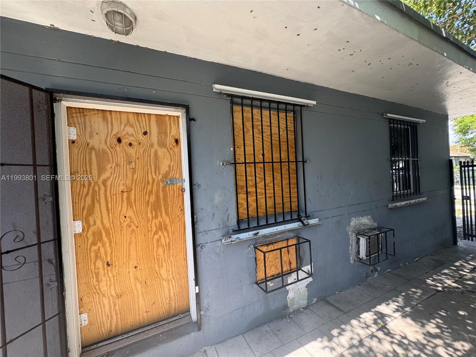 E LIBERTY CITY SEC A - Residential Income