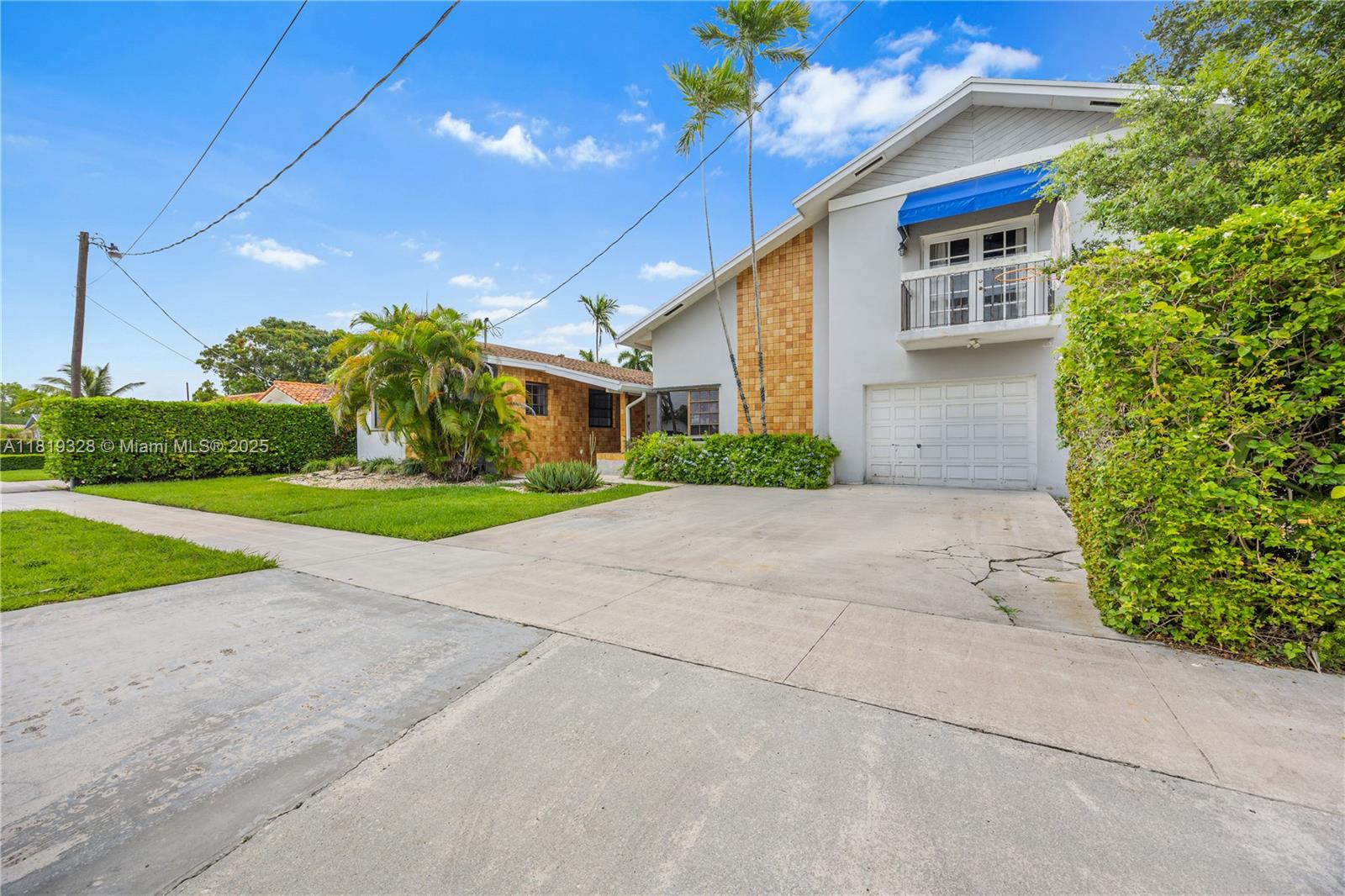 LAKE CATALINA - Residential