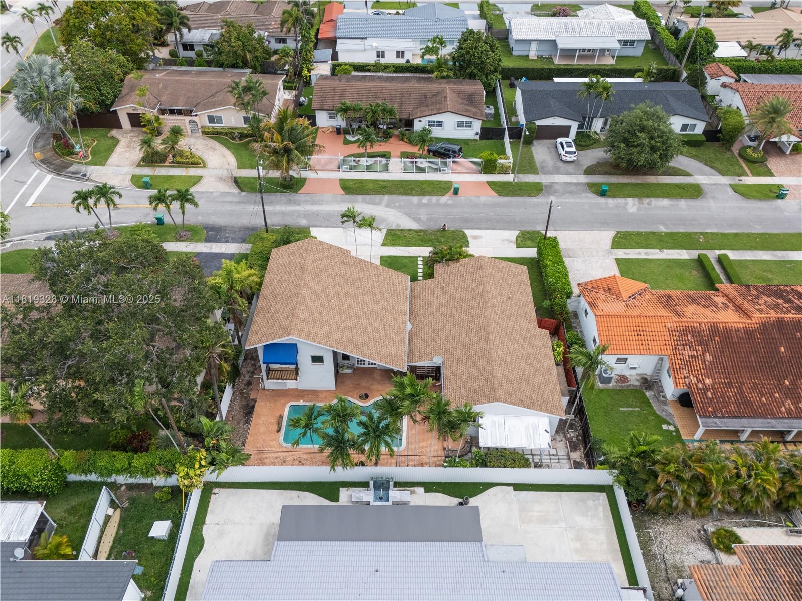 LAKE CATALINA - Residential