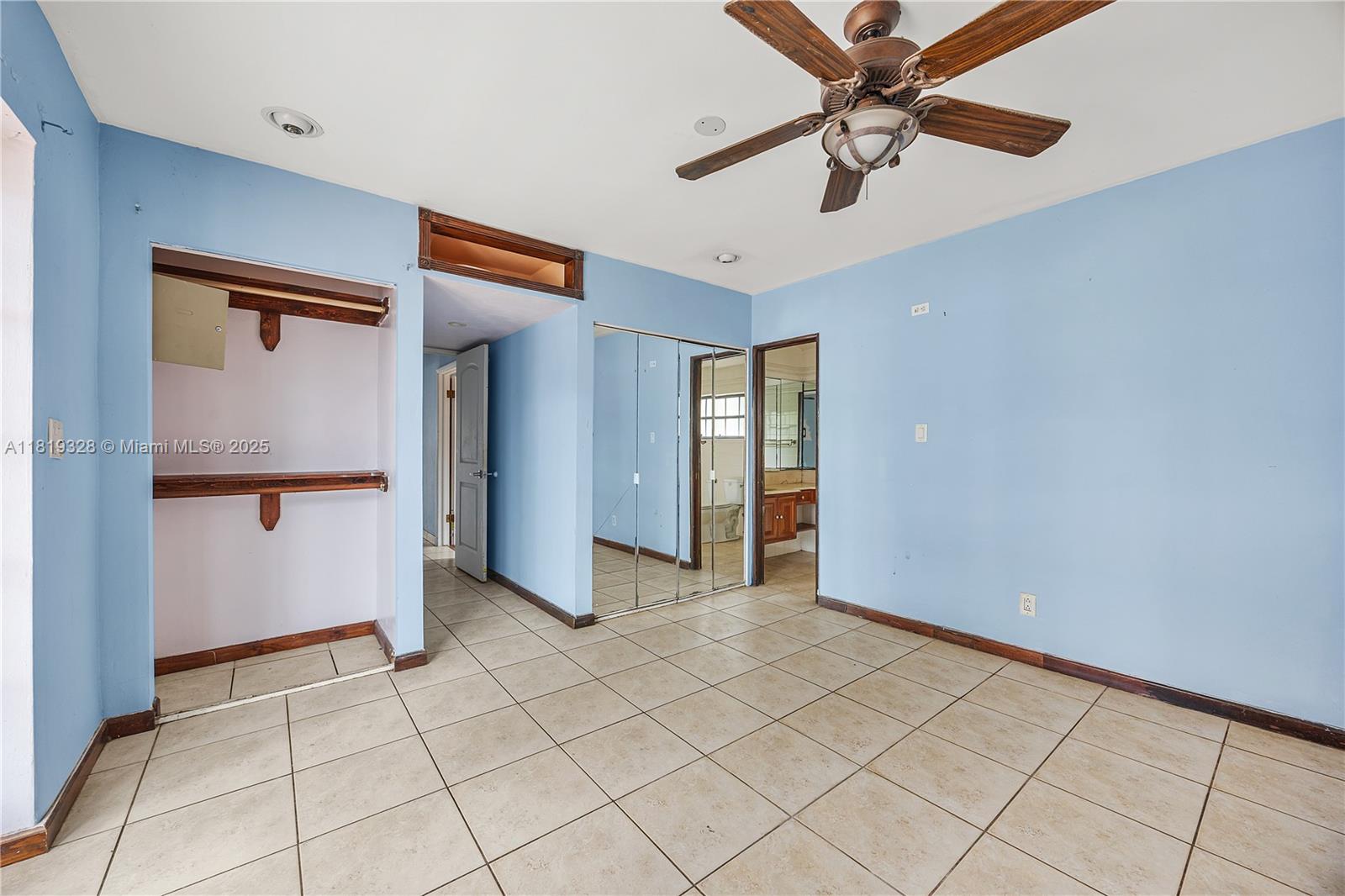LAKE CATALINA - Residential