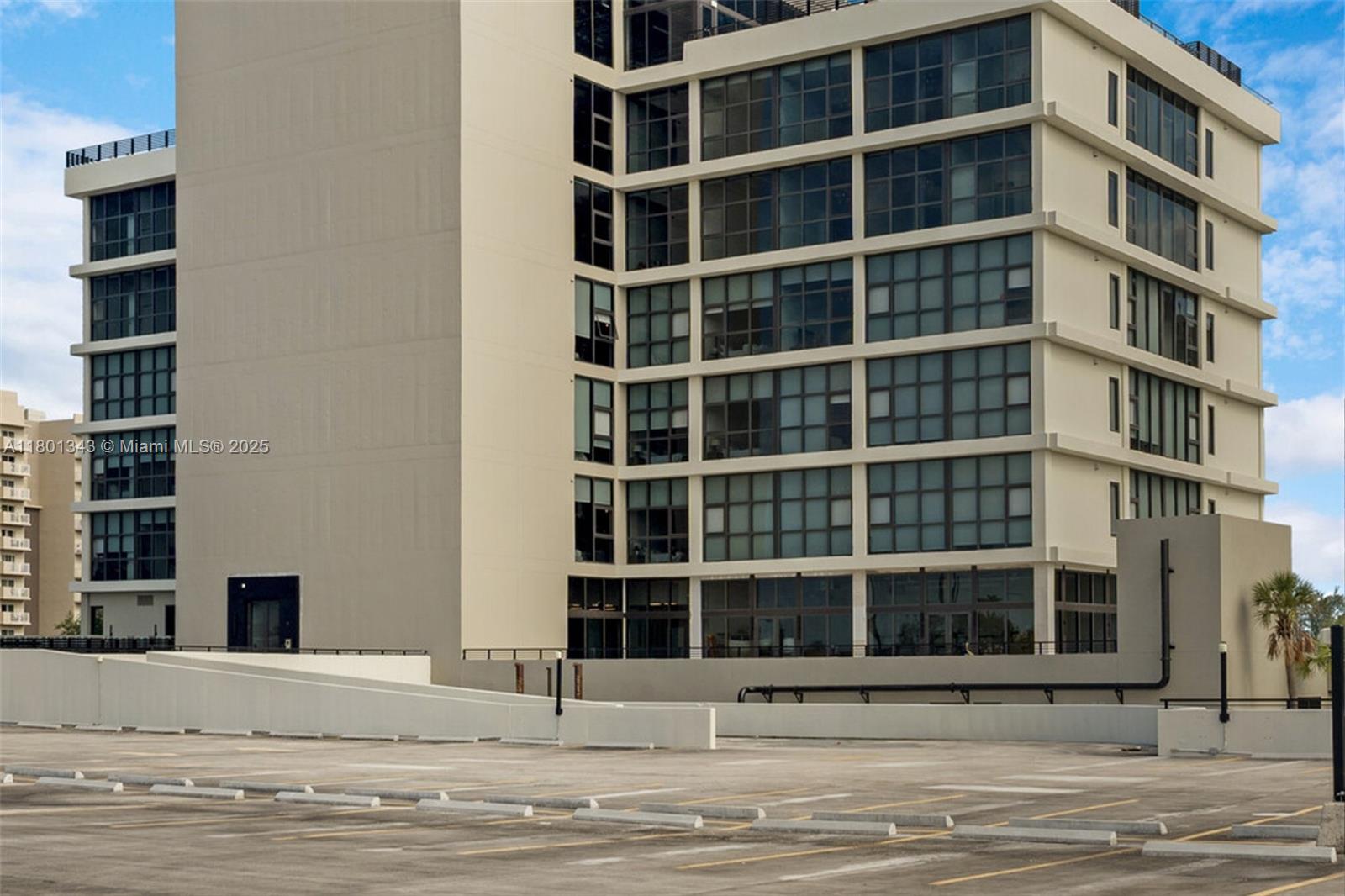 LITTLE RIVER LOFTS - Residential Lease