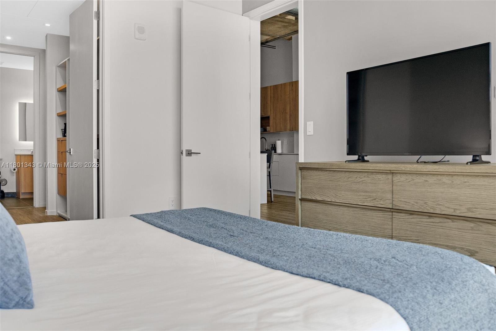 LITTLE RIVER LOFTS - Residential Lease