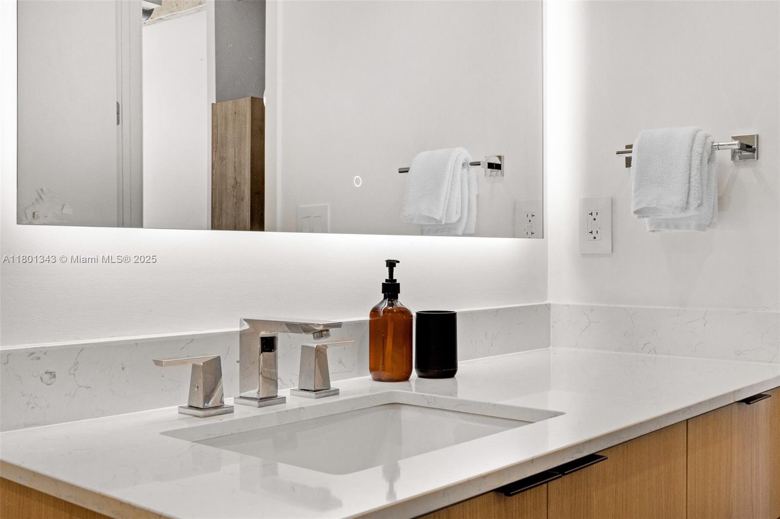 LITTLE RIVER LOFTS - Residential Lease