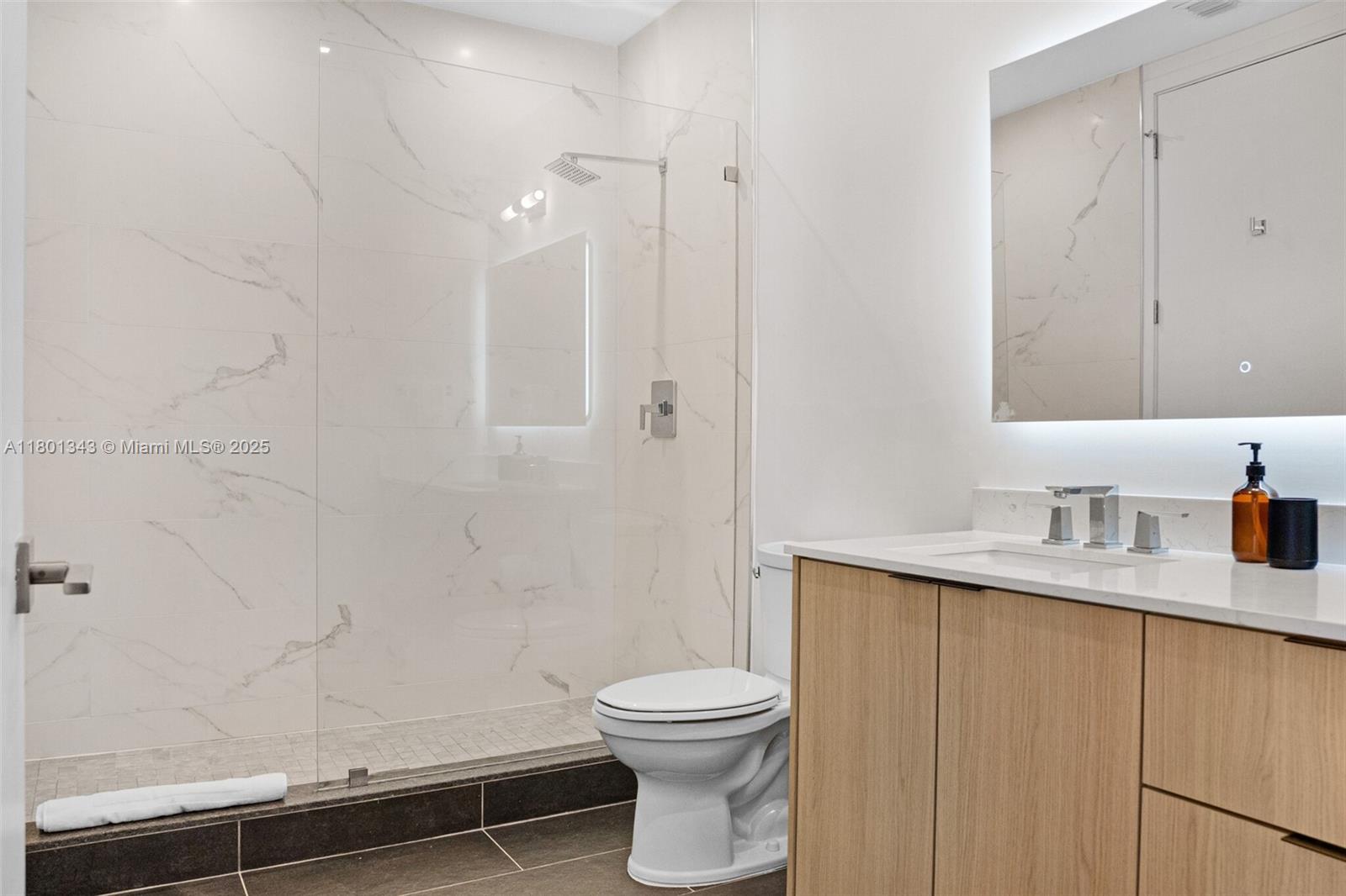 LITTLE RIVER LOFTS - Residential Lease