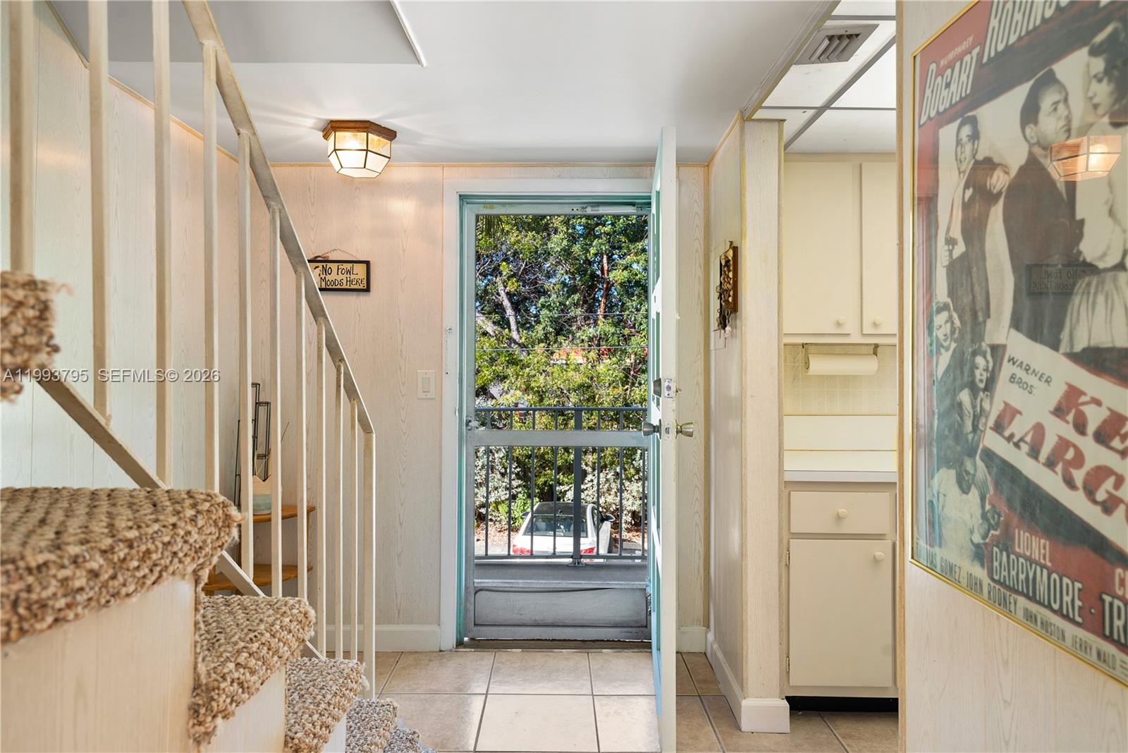 HOLIDAY BY THE SEA - Residential