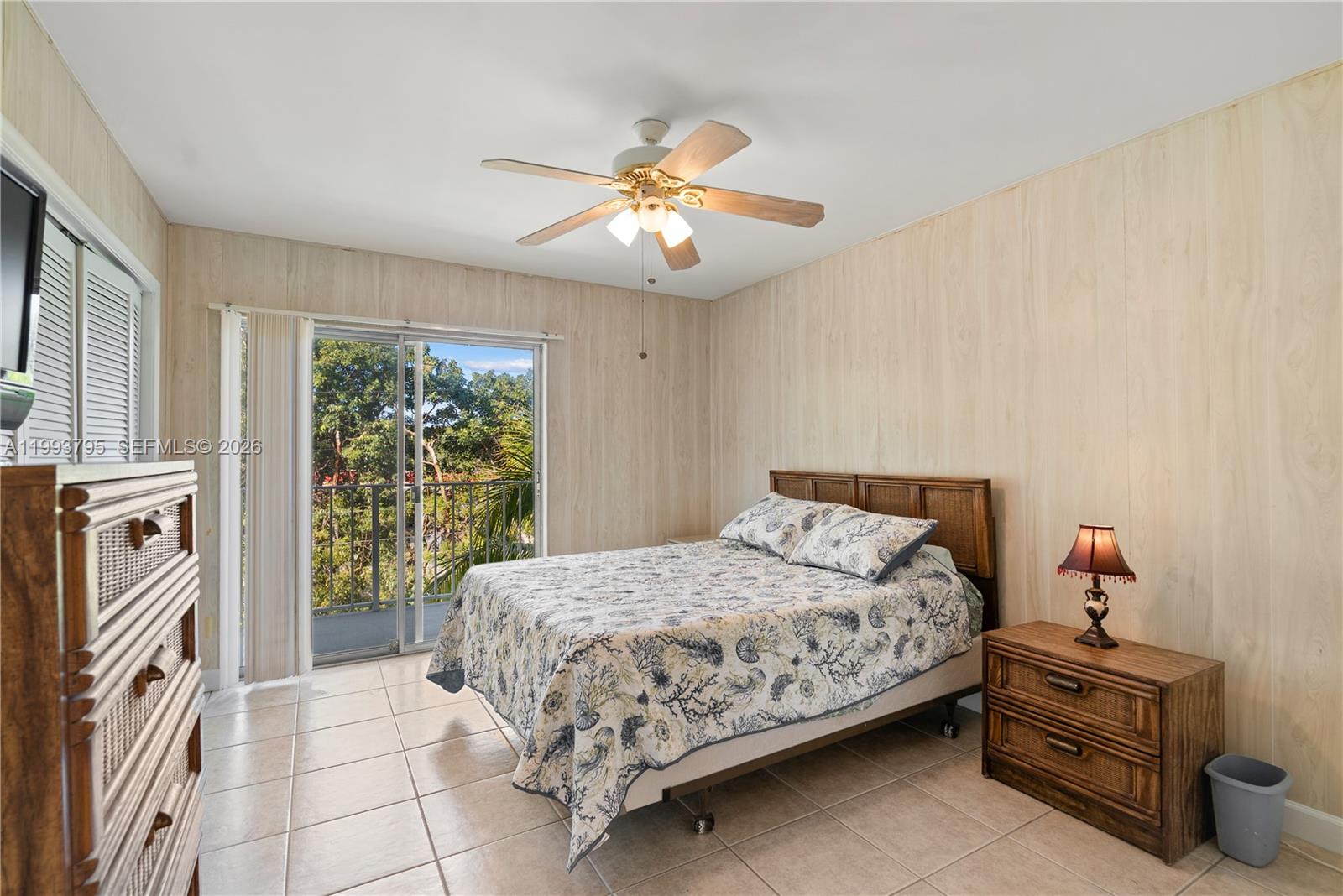 HOLIDAY BY THE SEA - Residential