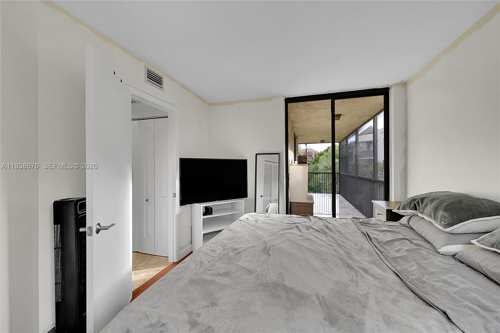 PLANTATION RACQUET CLUB - Residential