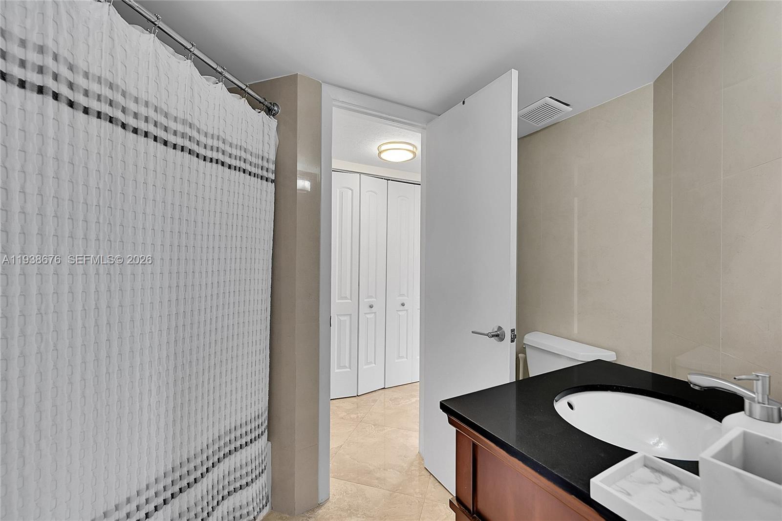 PLANTATION RACQUET CLUB - Residential