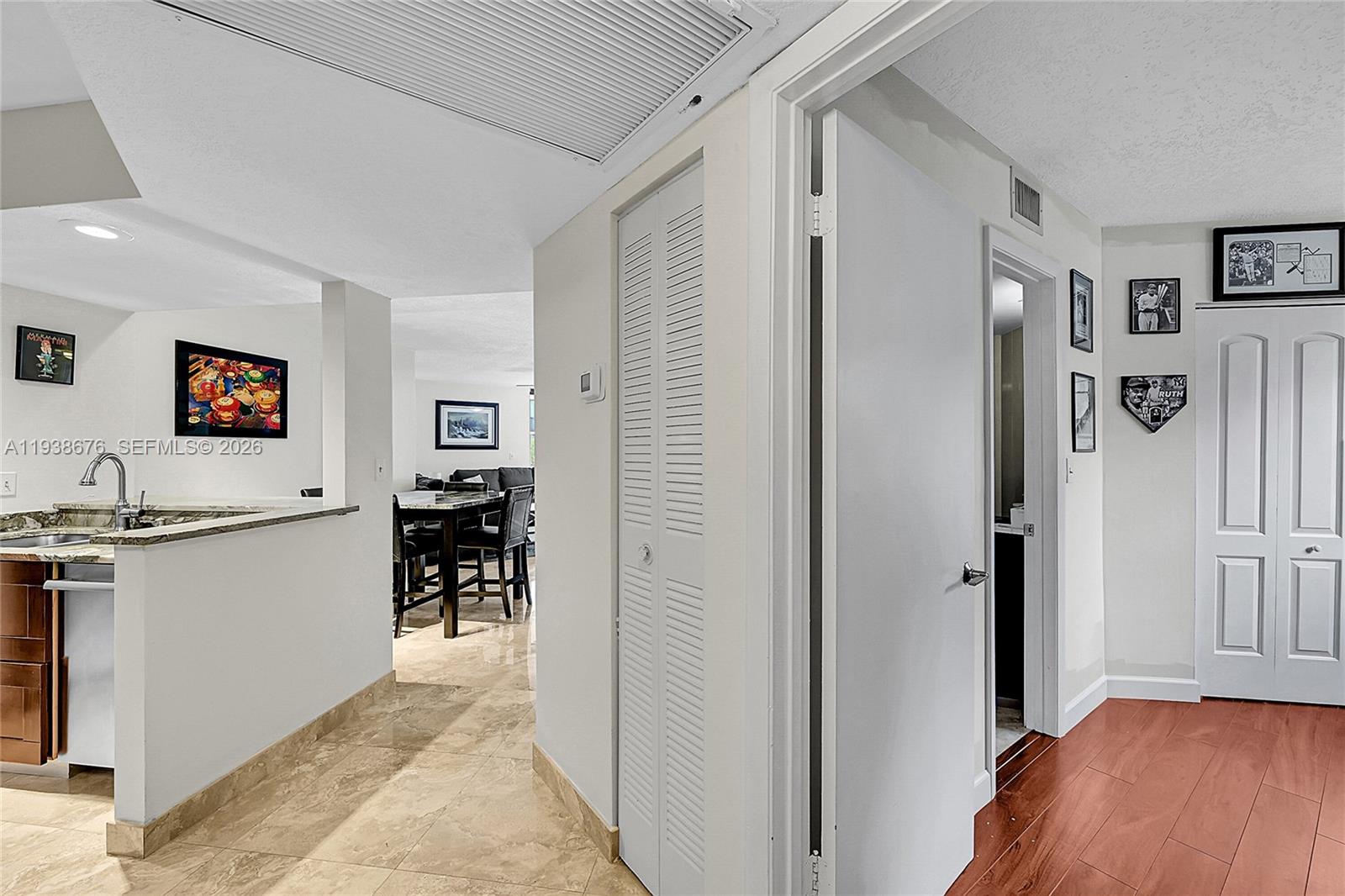 PLANTATION RACQUET CLUB - Residential