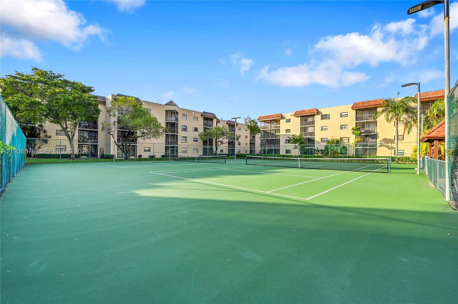 PLANTATION RACQUET CLUB - Residential