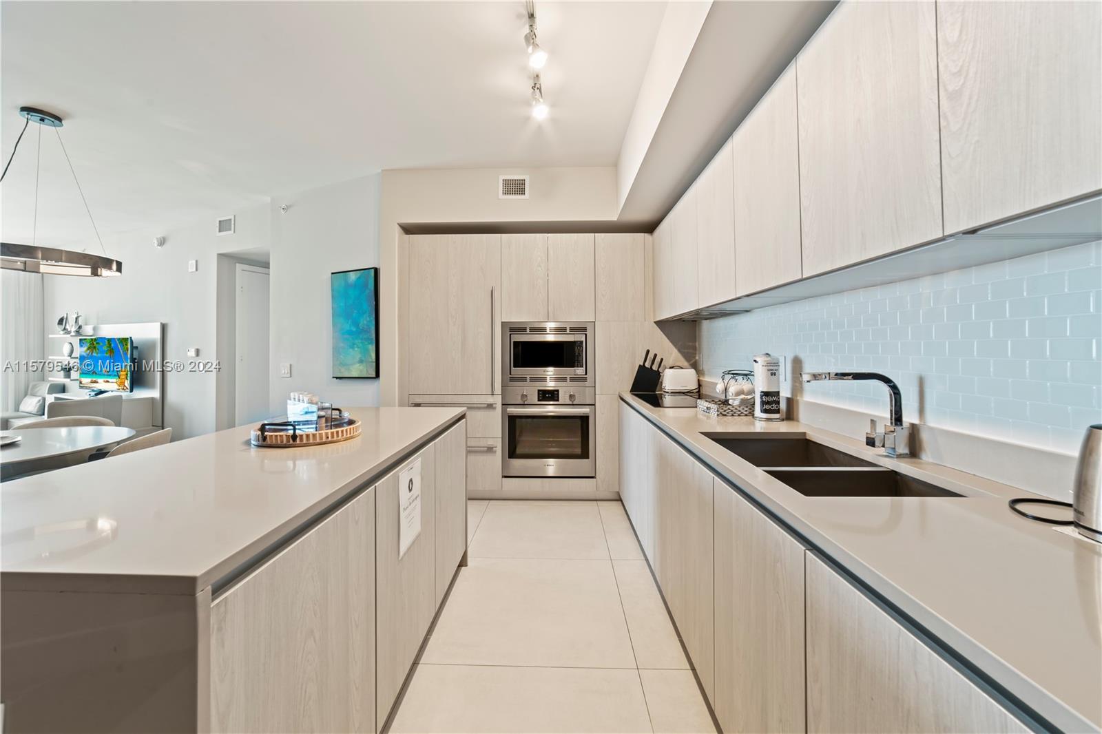 4111 SOUTH OCEAN DRIVE CO - Residential Lease