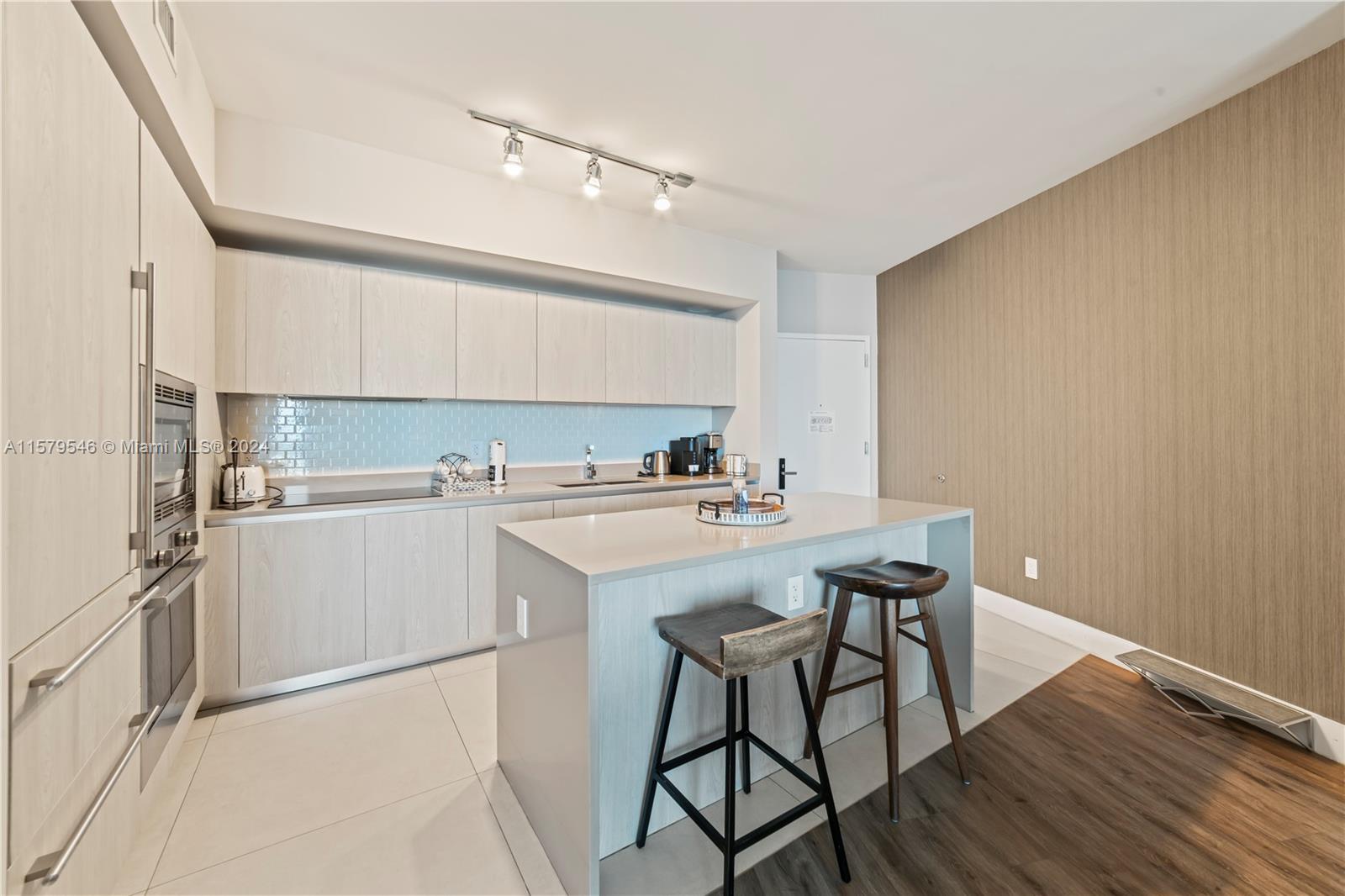 4111 SOUTH OCEAN DRIVE CO - Residential Lease