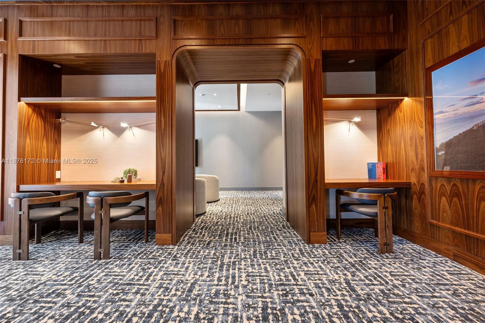 MR. C'S RESIDENCES - Residential