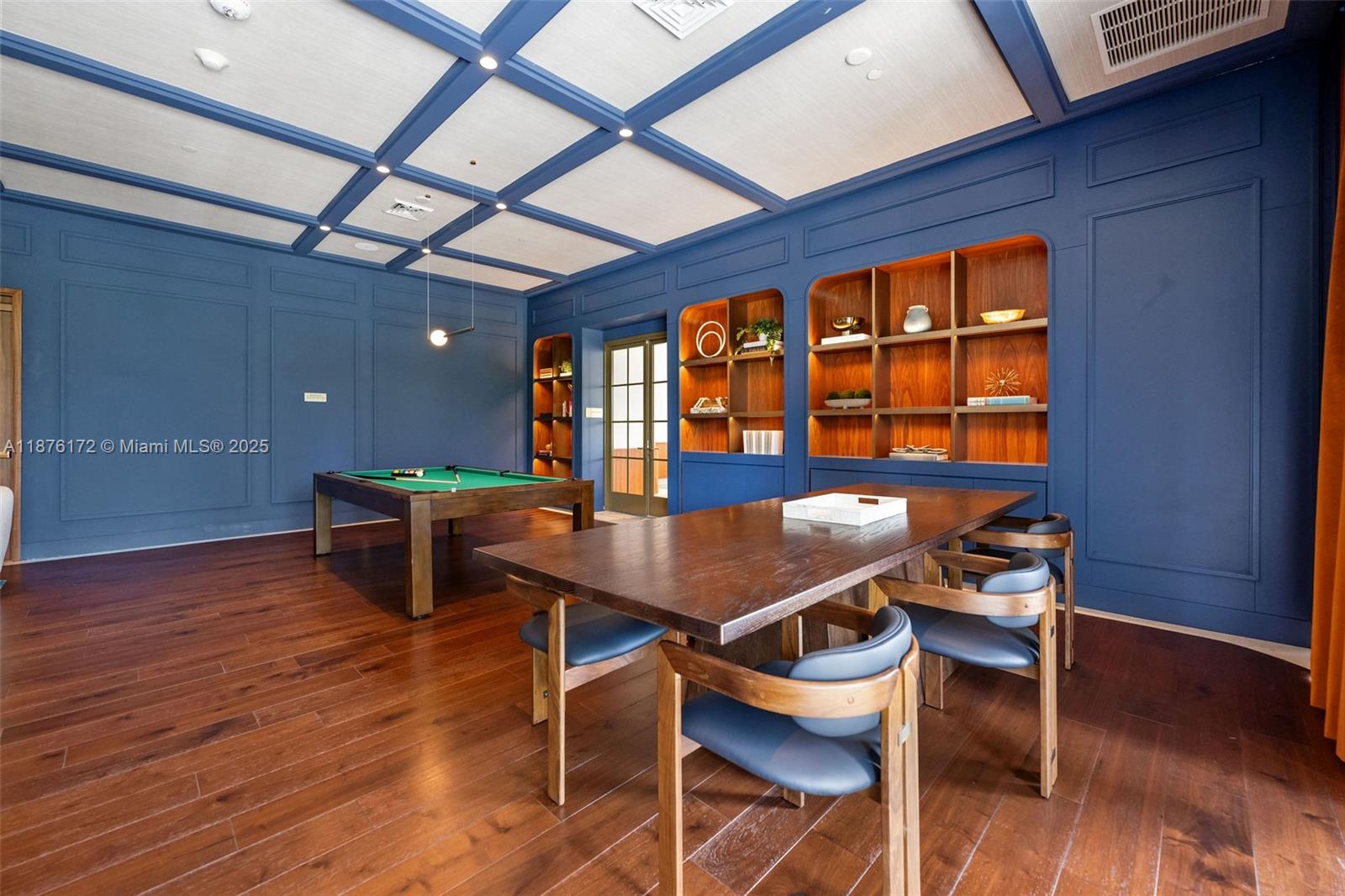 MR. C'S RESIDENCES - Residential