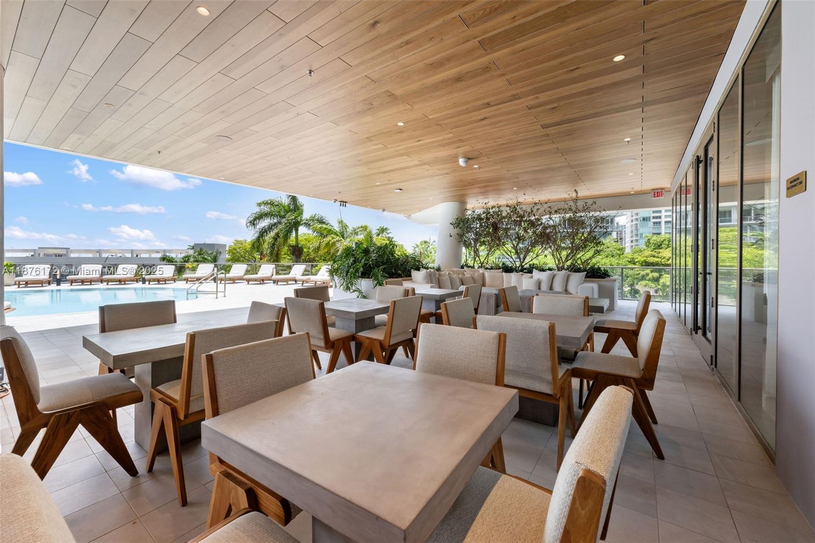 MR. C'S RESIDENCES - Residential