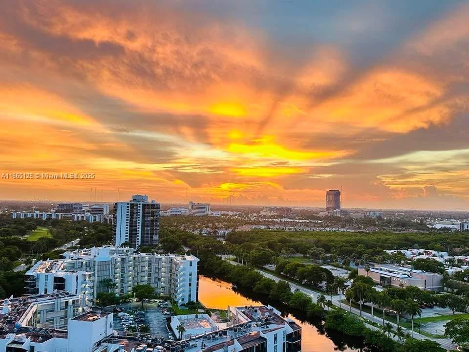 AVENTURA ELDORADO CONDO - Residential