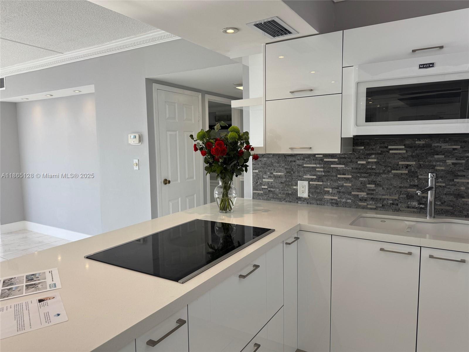 AVENTURA ELDORADO CONDO - Residential