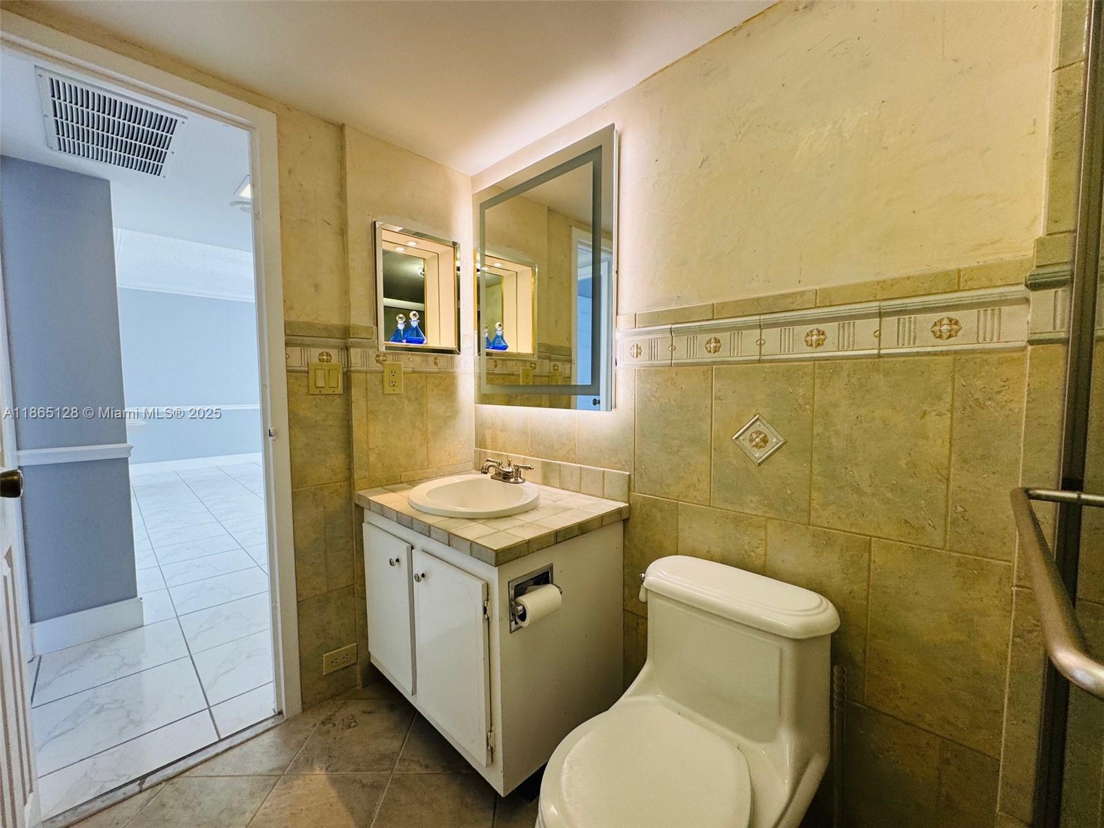 AVENTURA ELDORADO CONDO - Residential