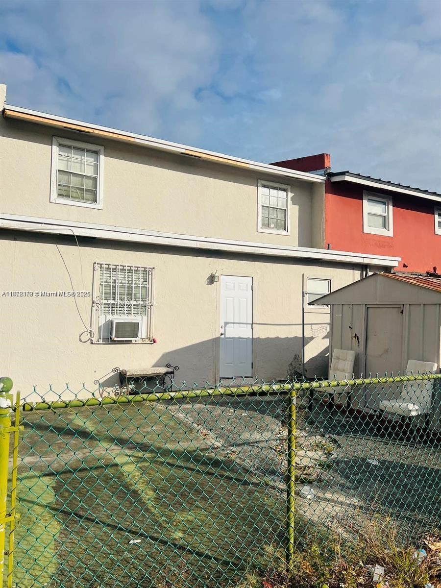 Address Not Disclosed, Miami Gardens, Broward County, Florida - 5 Bedrooms  
3 Bathrooms - 