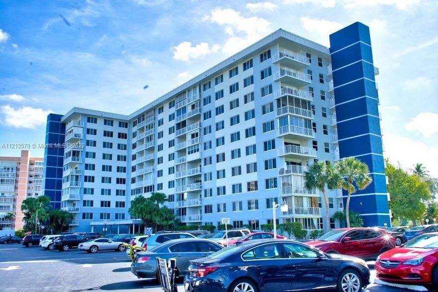 Fantastic location near I-95, Turnpike. Building is surrounded by accessible nature walk ways and lakes. Pool and club house access.
