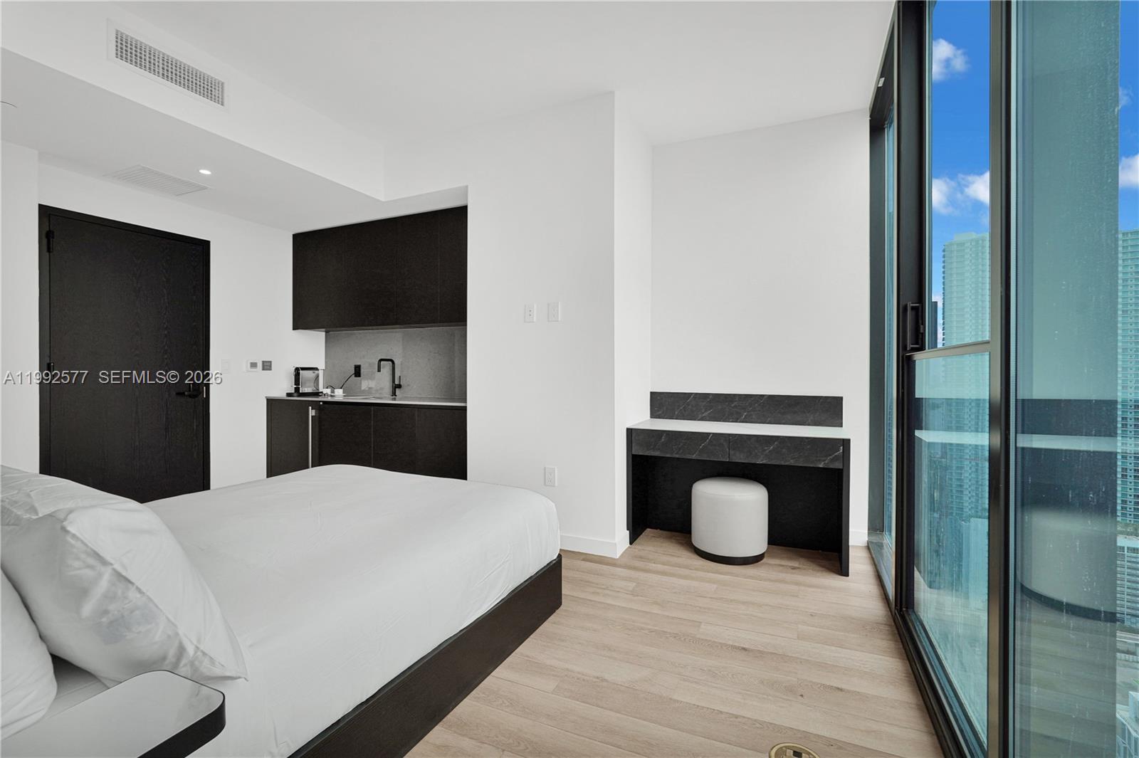 MIAMI NORTH - Residential