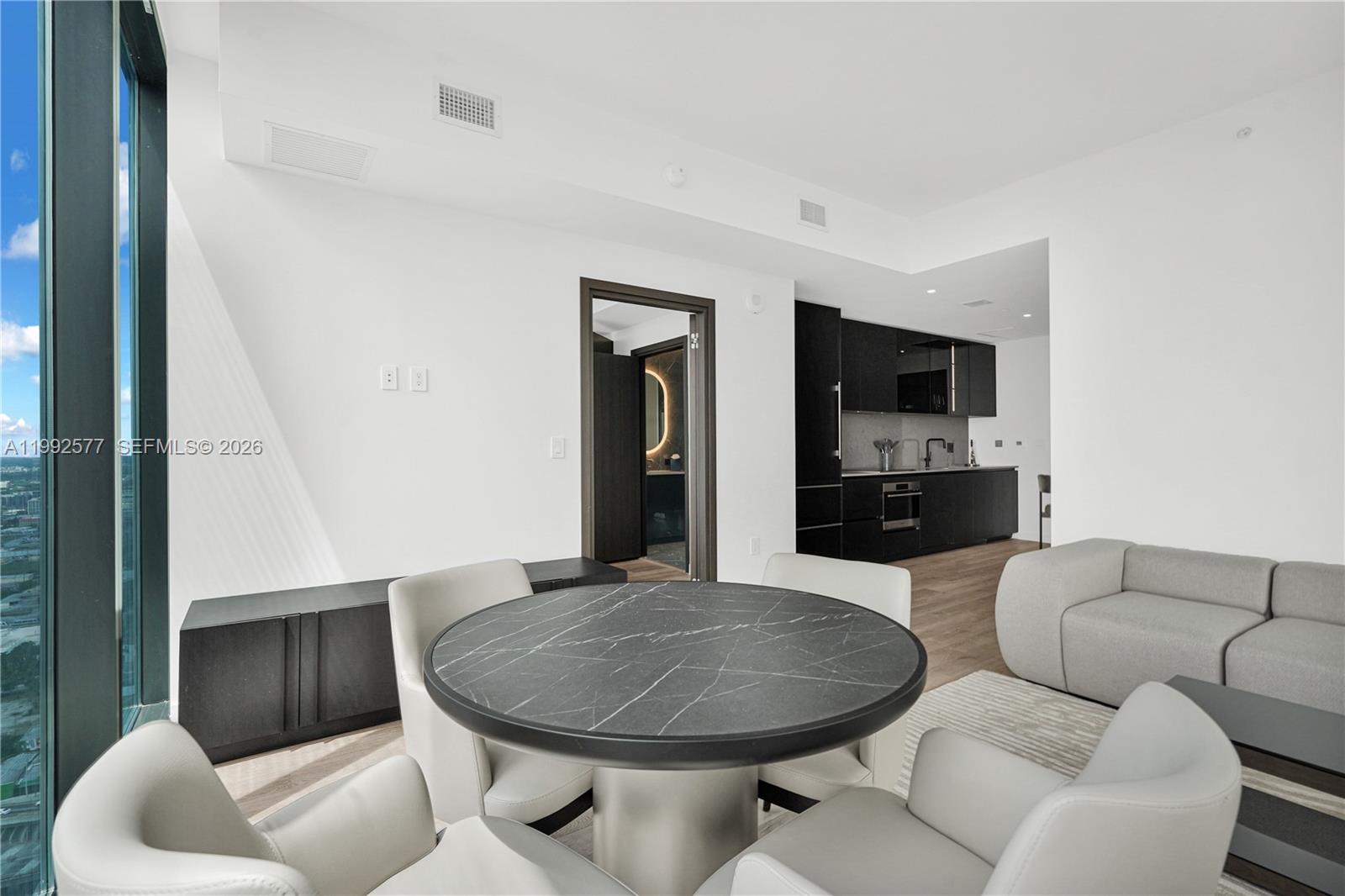 MIAMI NORTH - Residential