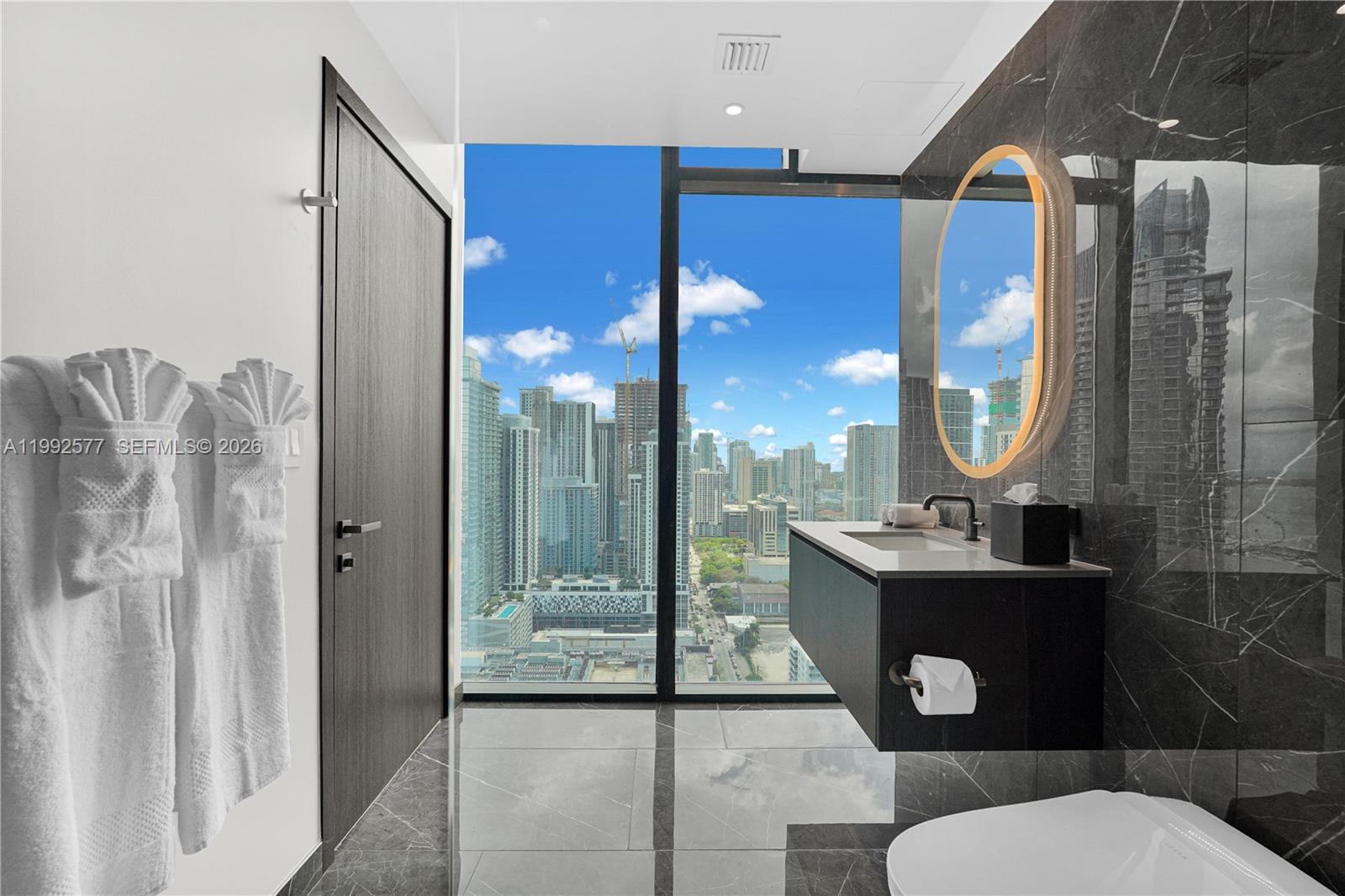 MIAMI NORTH - Residential
