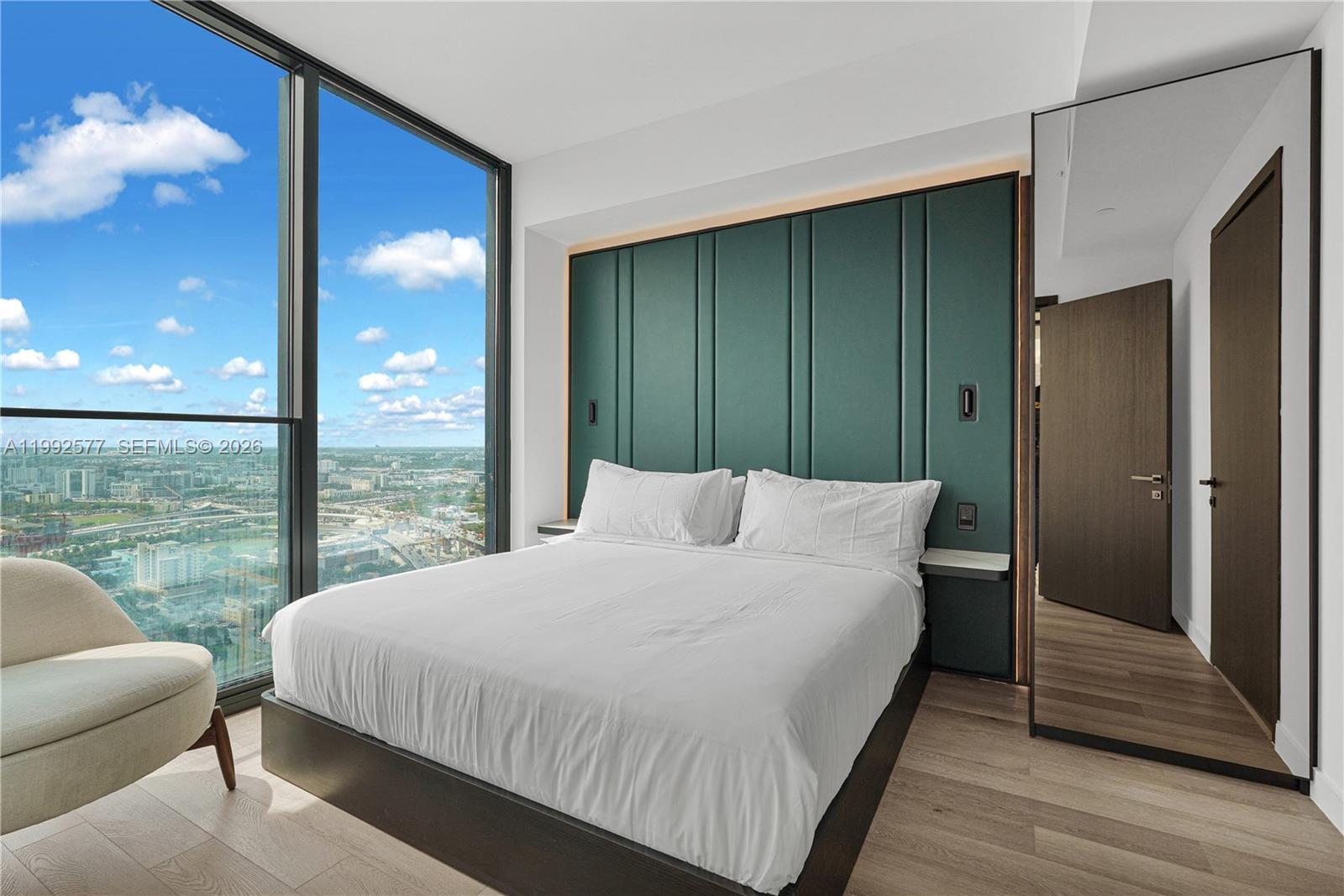 MIAMI NORTH - Residential