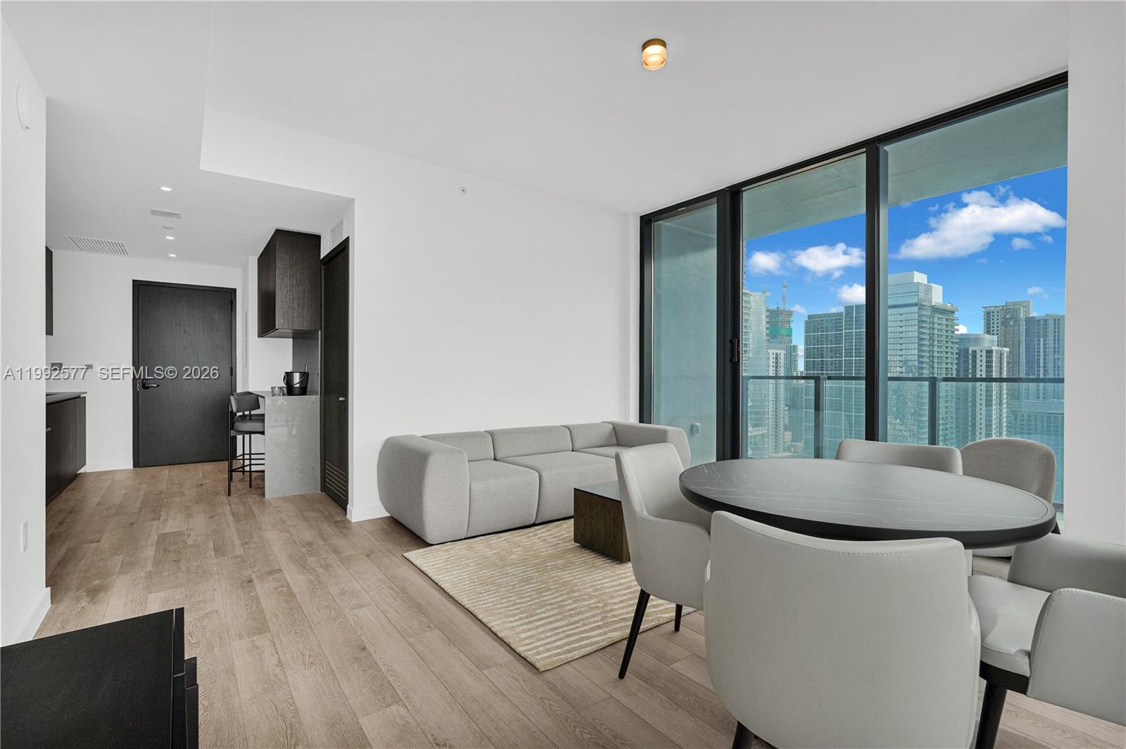 MIAMI NORTH - Residential