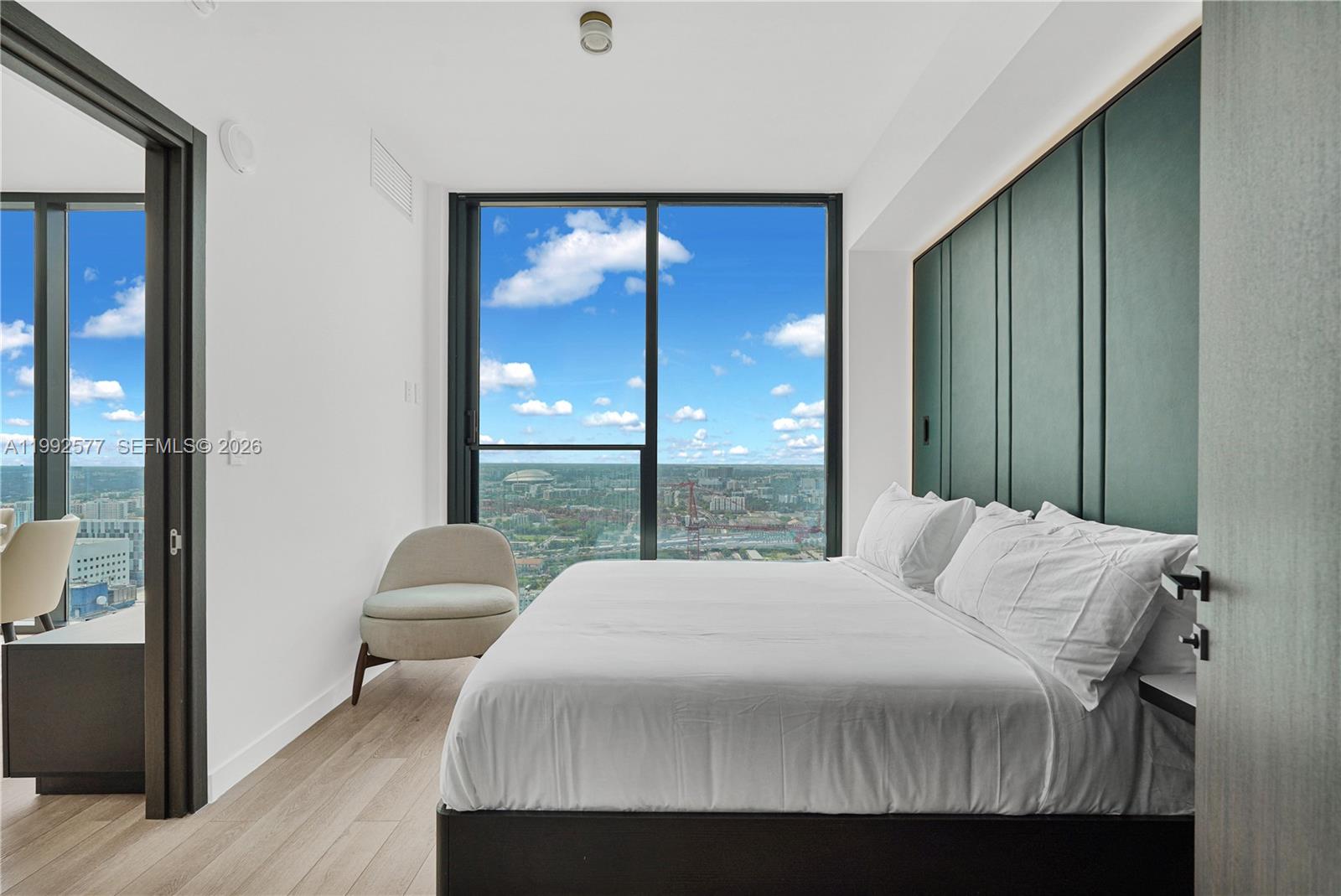 MIAMI NORTH - Residential