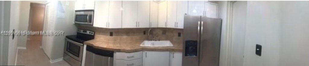 Photo of Oakland Park, FL 33309 (MLS # A11869884)