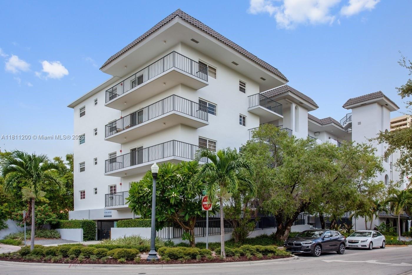 Property for Sale at 2455 Flamingo Dr 201, Miami Beach, Miami-Dade County, Florida - Bedrooms: 2 
Bathrooms: 2  - $799,000